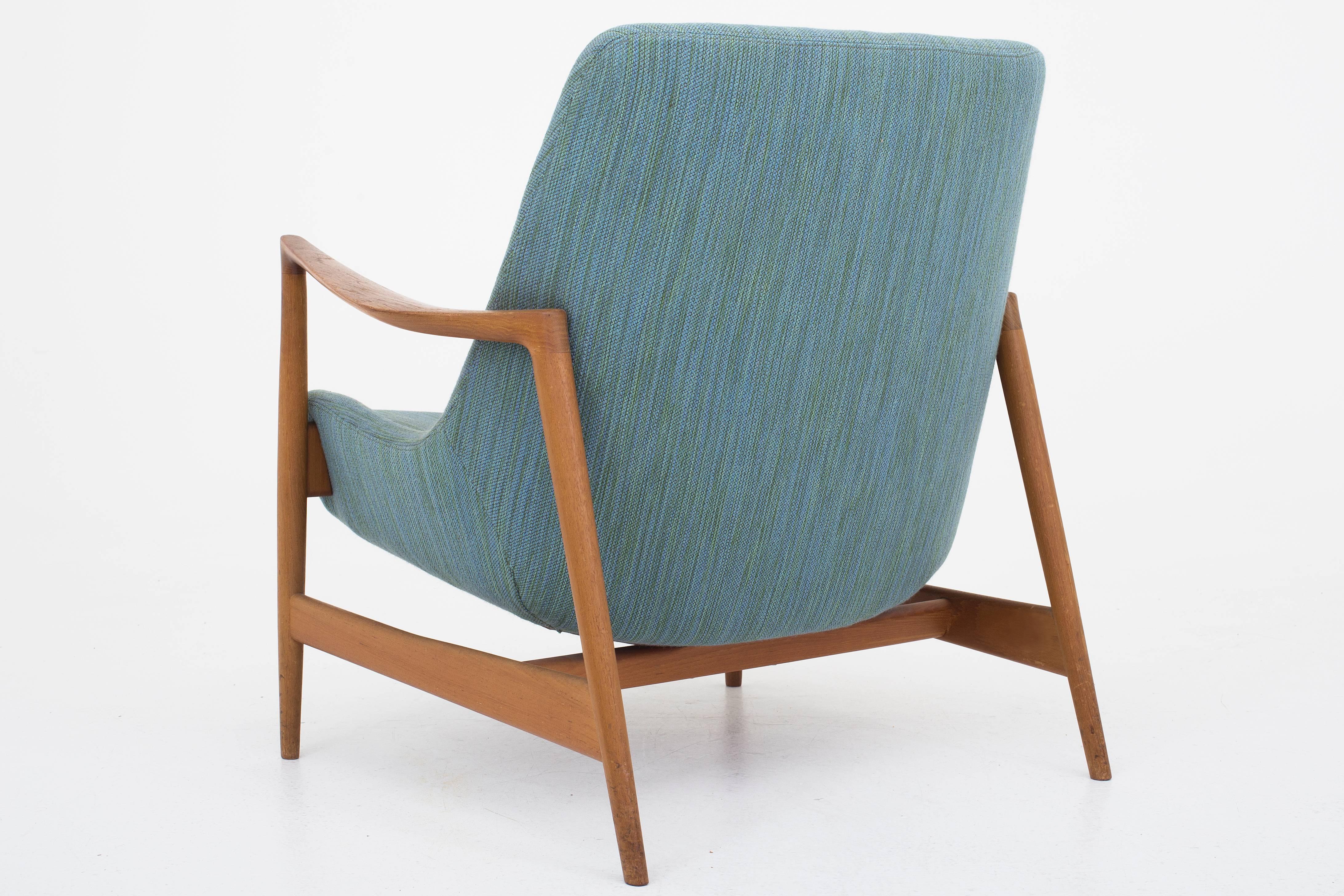 Scandinavian Modern Pair of Elizabeth Chairs by Ib Kofoed-Larsen