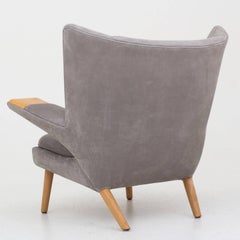 AP 69 Mega Papa Bear Chair by Hans J. Wegner.