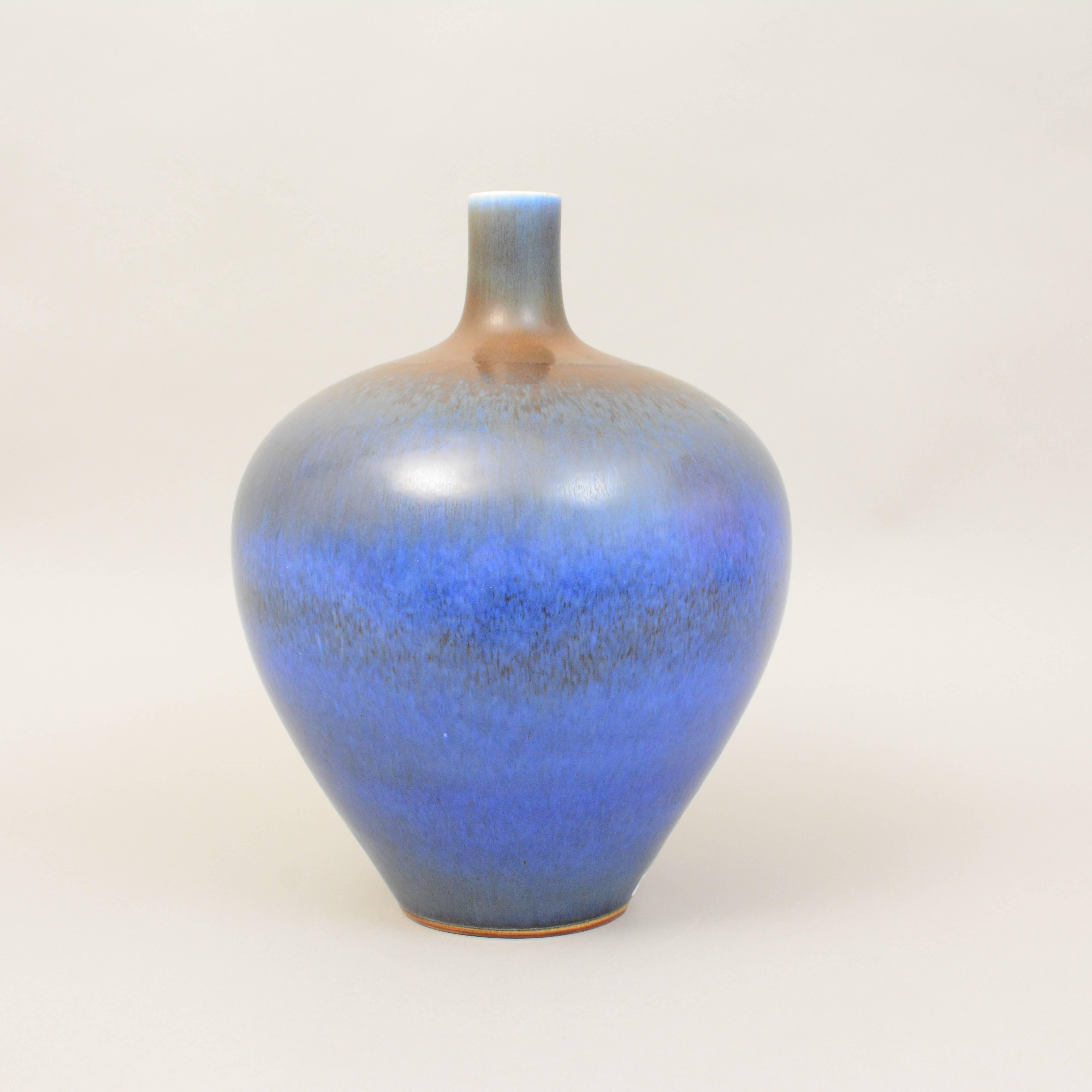 Unique heart shaped stoneware vase. Blue haresfur glaze. Designed by Berndt Friberg for Gustavsberg, Sweden. Dated G for 1965.