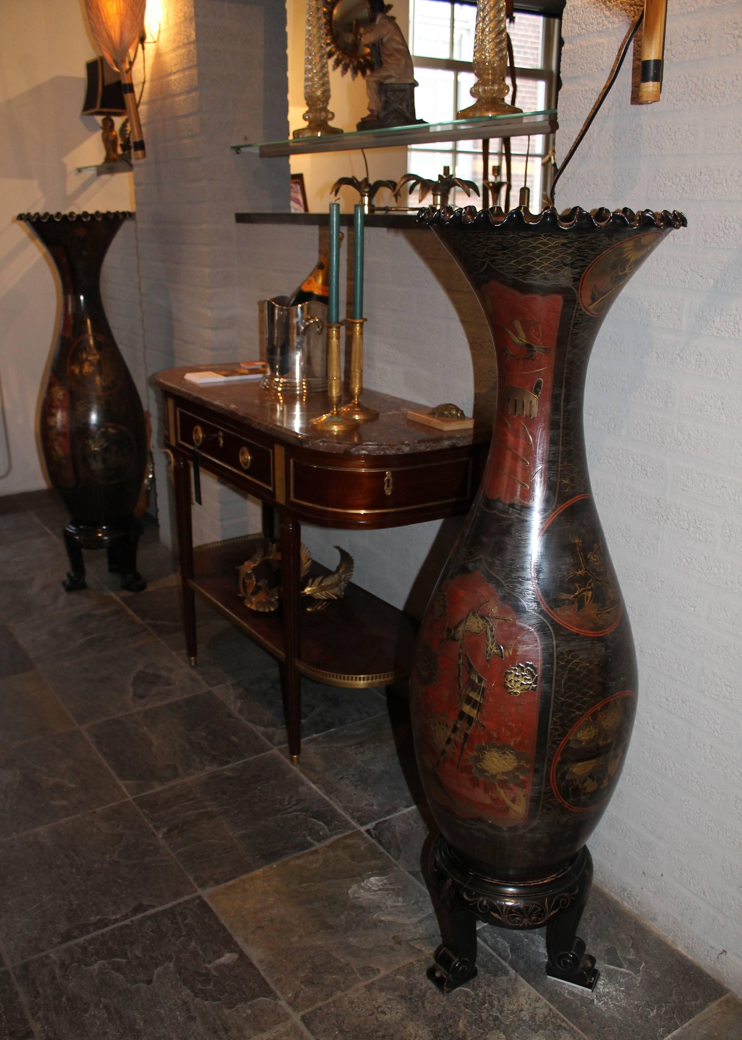 Pair of Tall Japanese Vases, circa 1900 For Sale 1