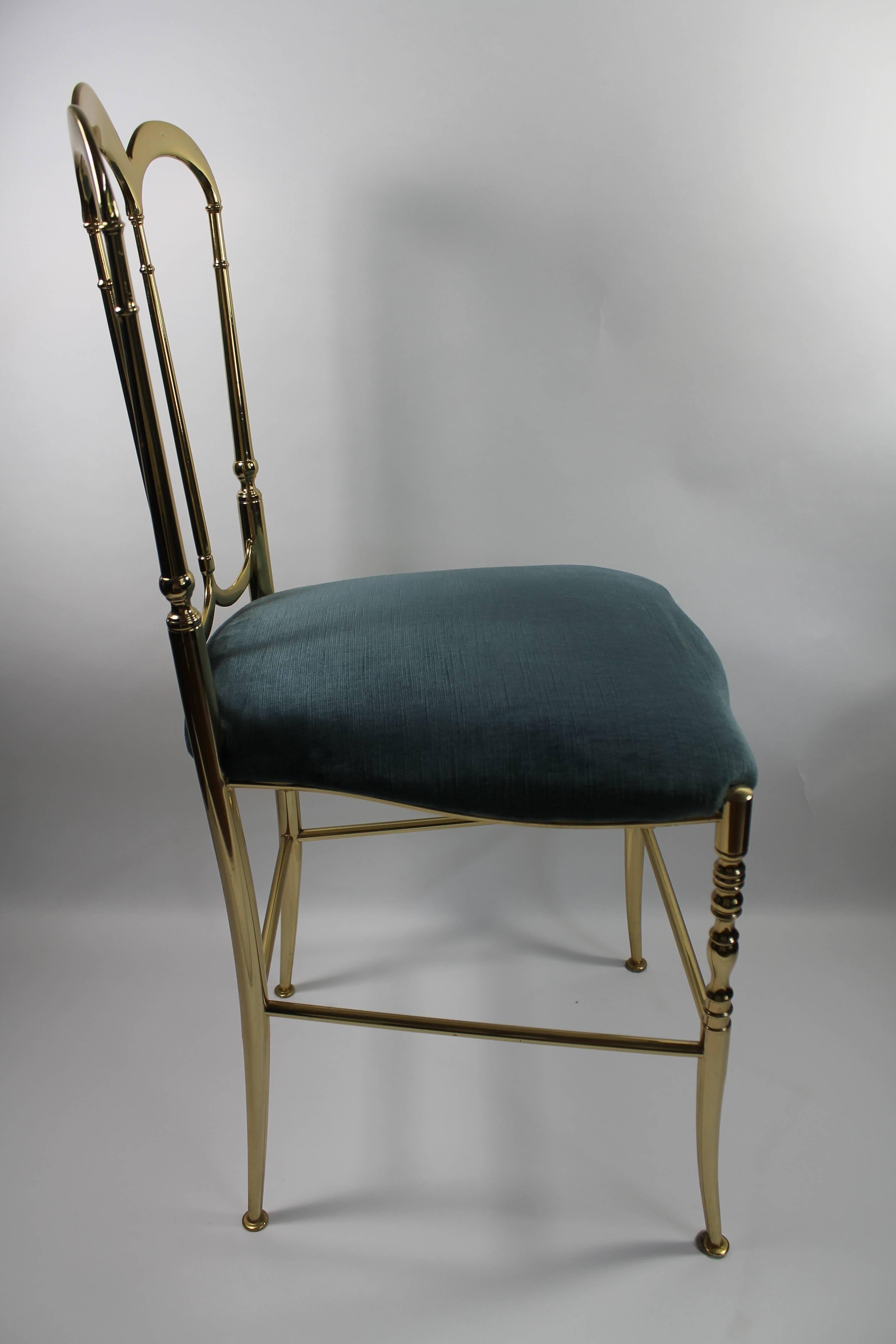 Chiavari chair in brass coated with blue velvet, Italy, 1970s.