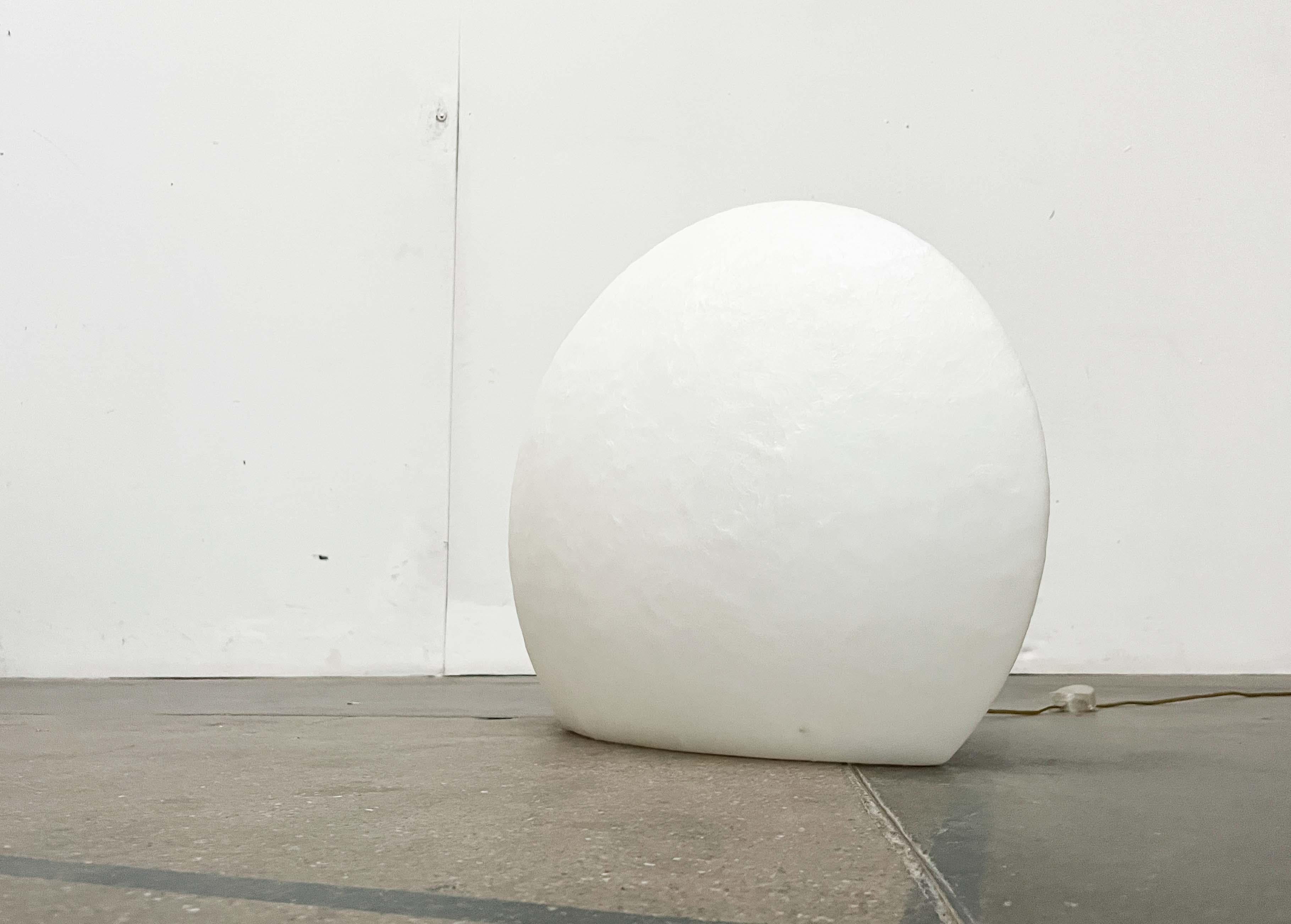 Minimalist Model Eggo Floor Lamp by Monika Lipken for Elmar Flötotto For Sale 7