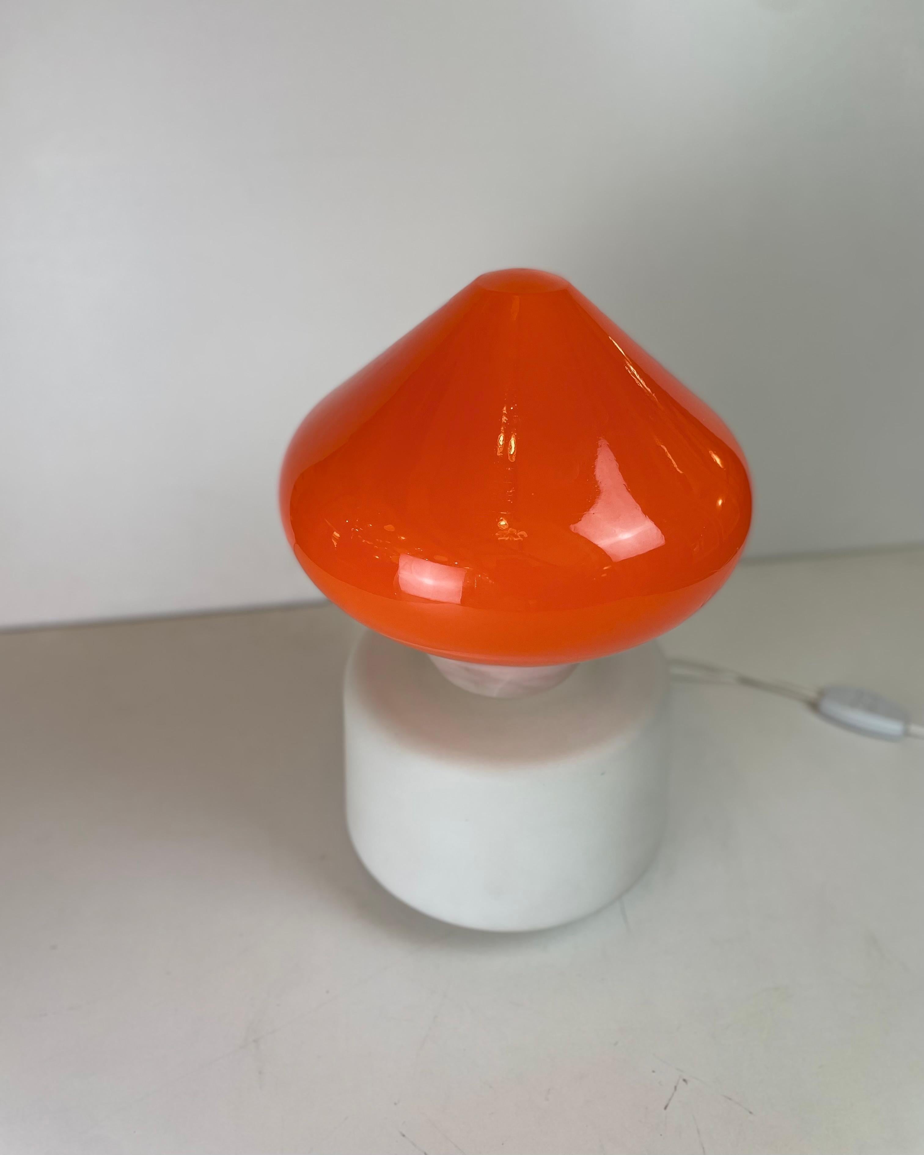 Murano & Alabaster Table Lamp in the style of C. Nason, 1960s For Sale 7