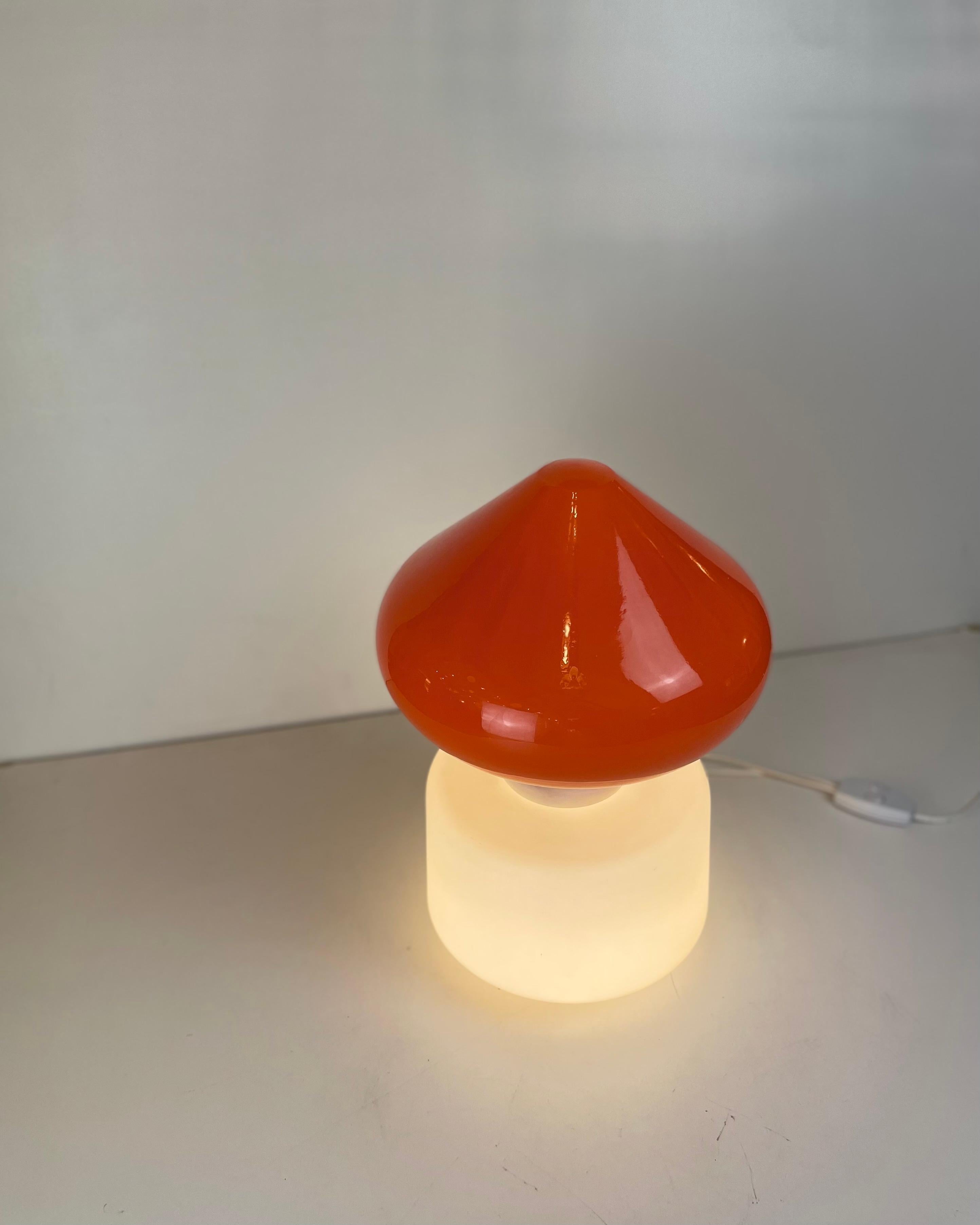Murano & Alabaster Table Lamp in the style of C. Nason, 1960s For Sale 10