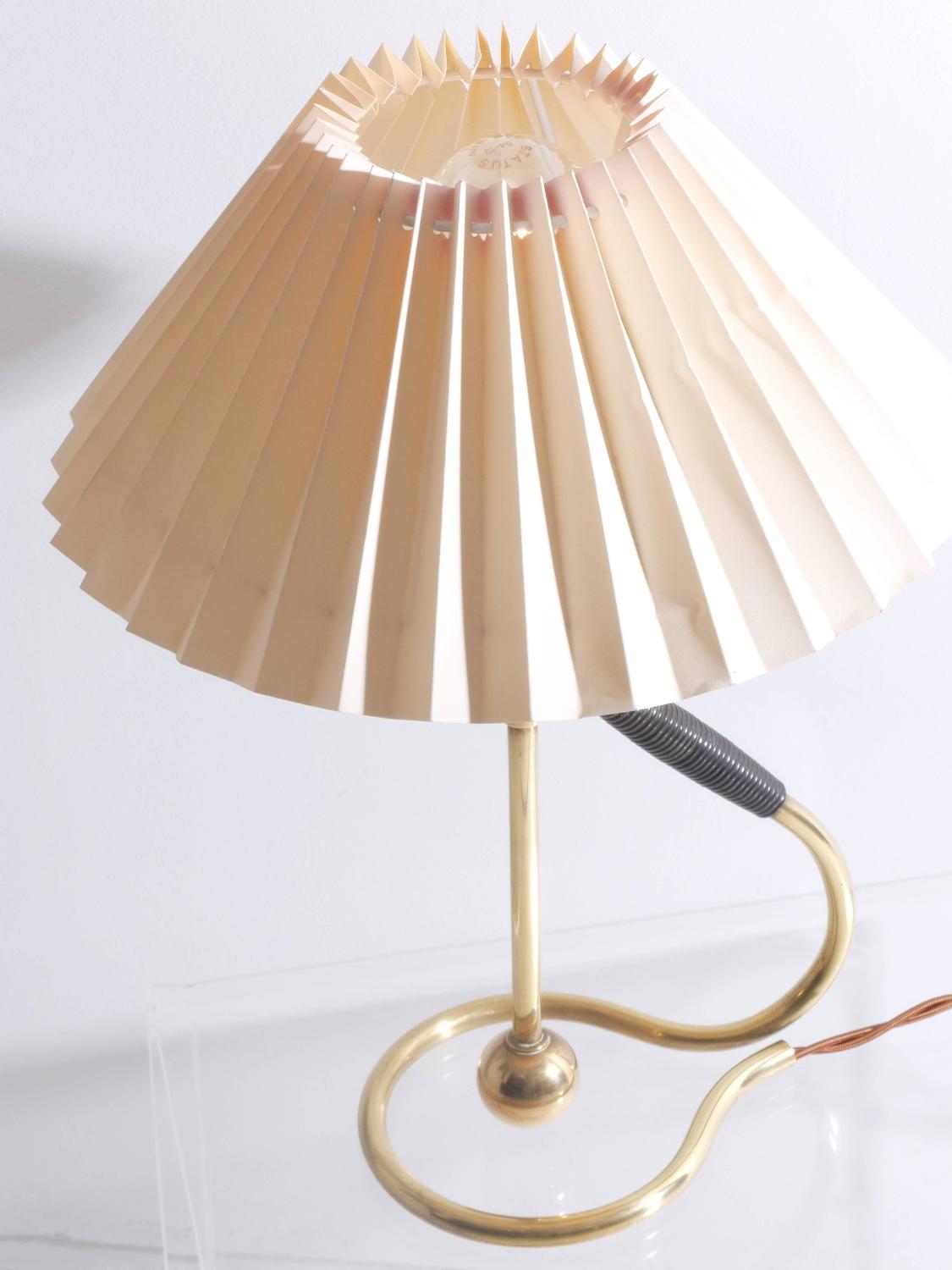 Vintage Le Klint 306 Table Lamp by Kaare Klint in Brass, Danish Modern For Sale at 1stdibs