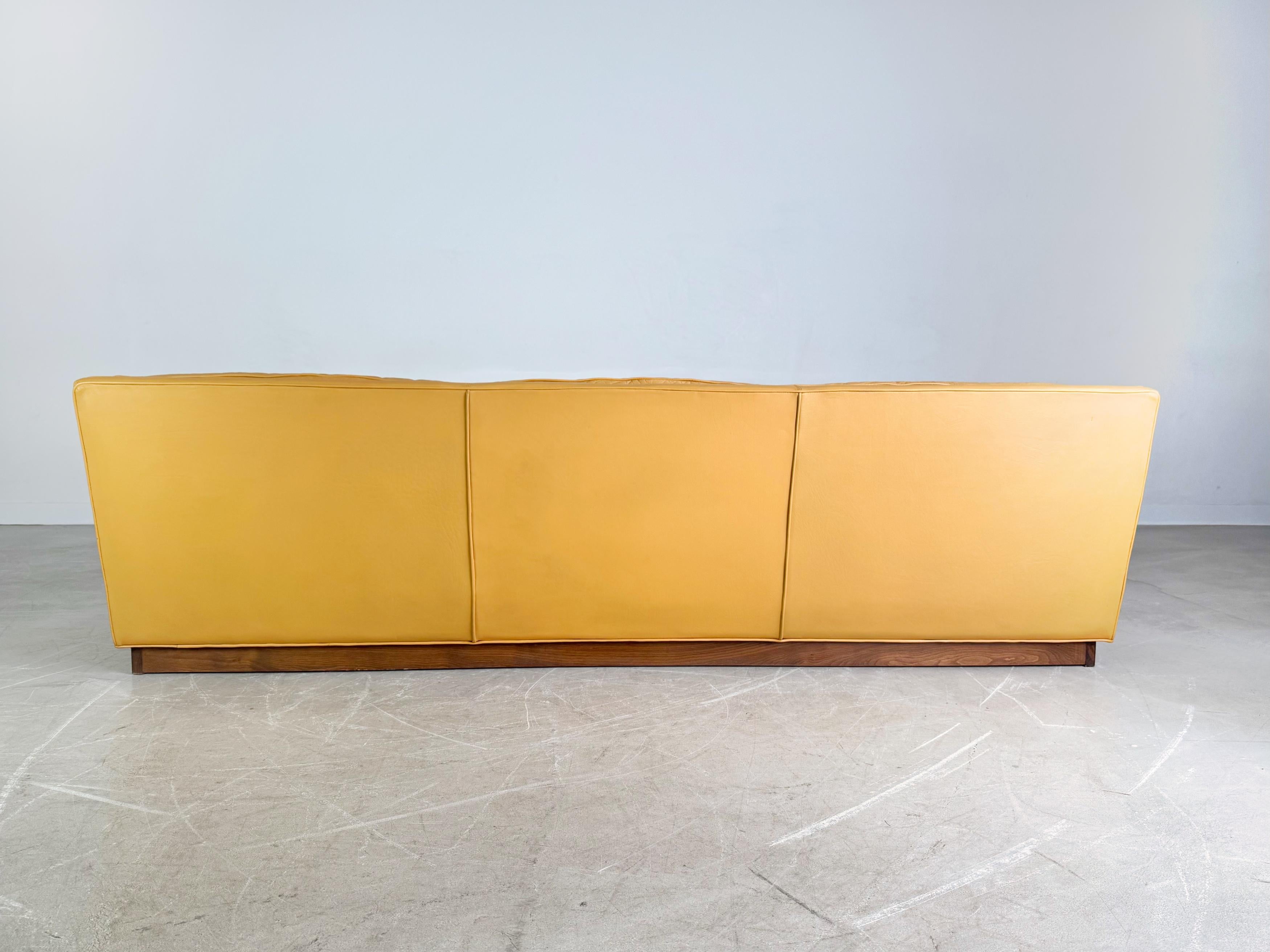 Cuir Original Midcentury Dreisitzer Sofa Couch Arne Norell Mexico Leder en vente
