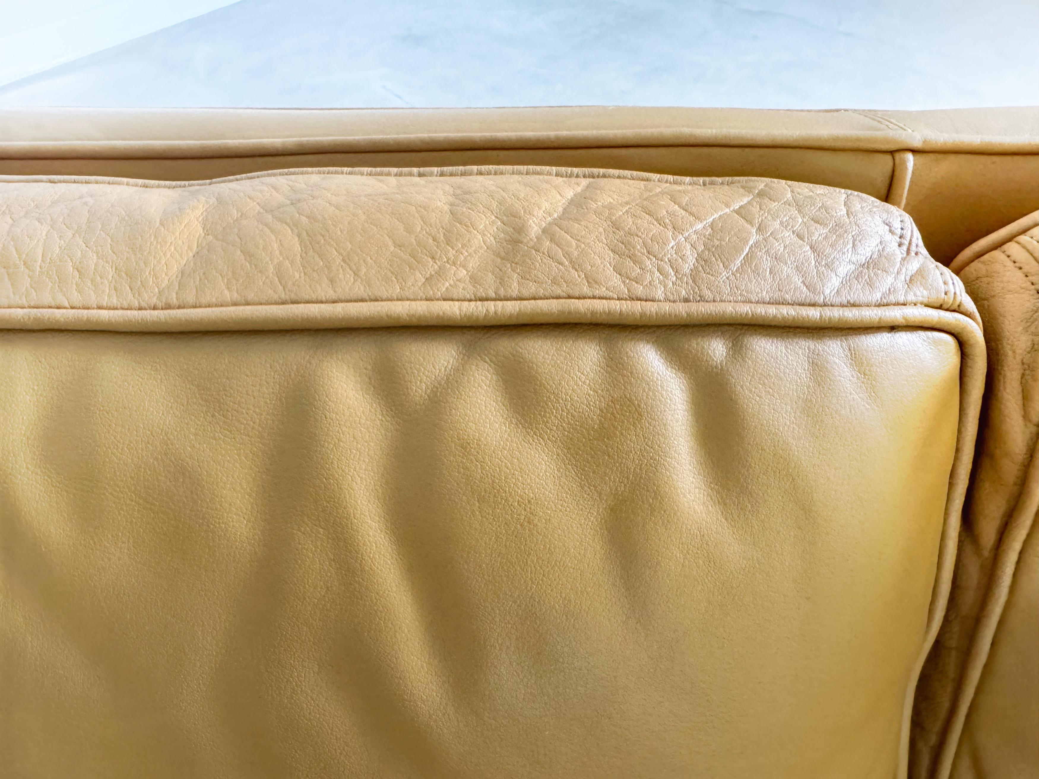 Original Midcentury Dreisitzer Sofa Couch Arne Norell Mexico Leder en vente 2
