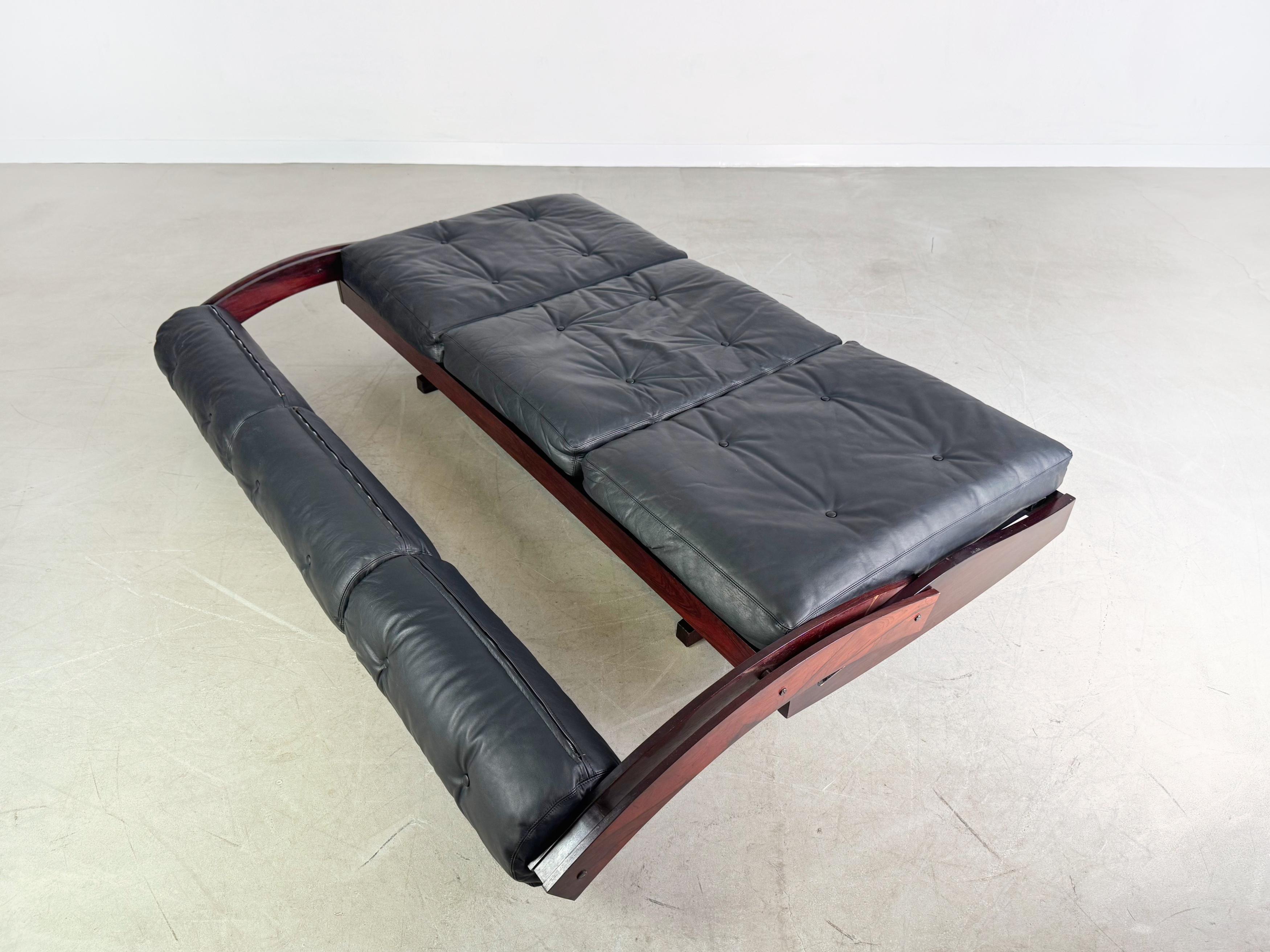 Luigi Sormani Sofá-cama GS195 Sofá-cama de mediados de siglo Gianni Stogia en venta 1