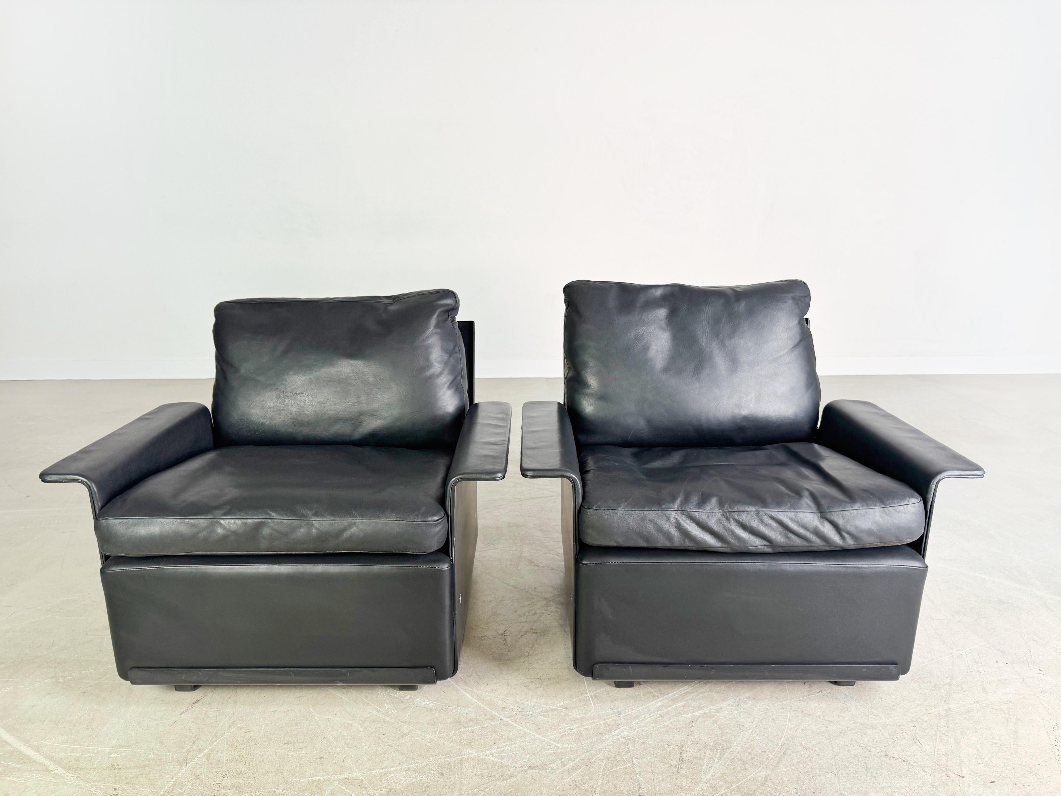 Te ofrecemos dos maravillosos barcos de Vitsoe de los años 60 para comprar. La idea surgió de Dieter Rams, uno de los diseñadores y arquitectos más destacados de los años veinte. Jahrhunderts und gilt heute als wahrer Designklassiker. La embarcación