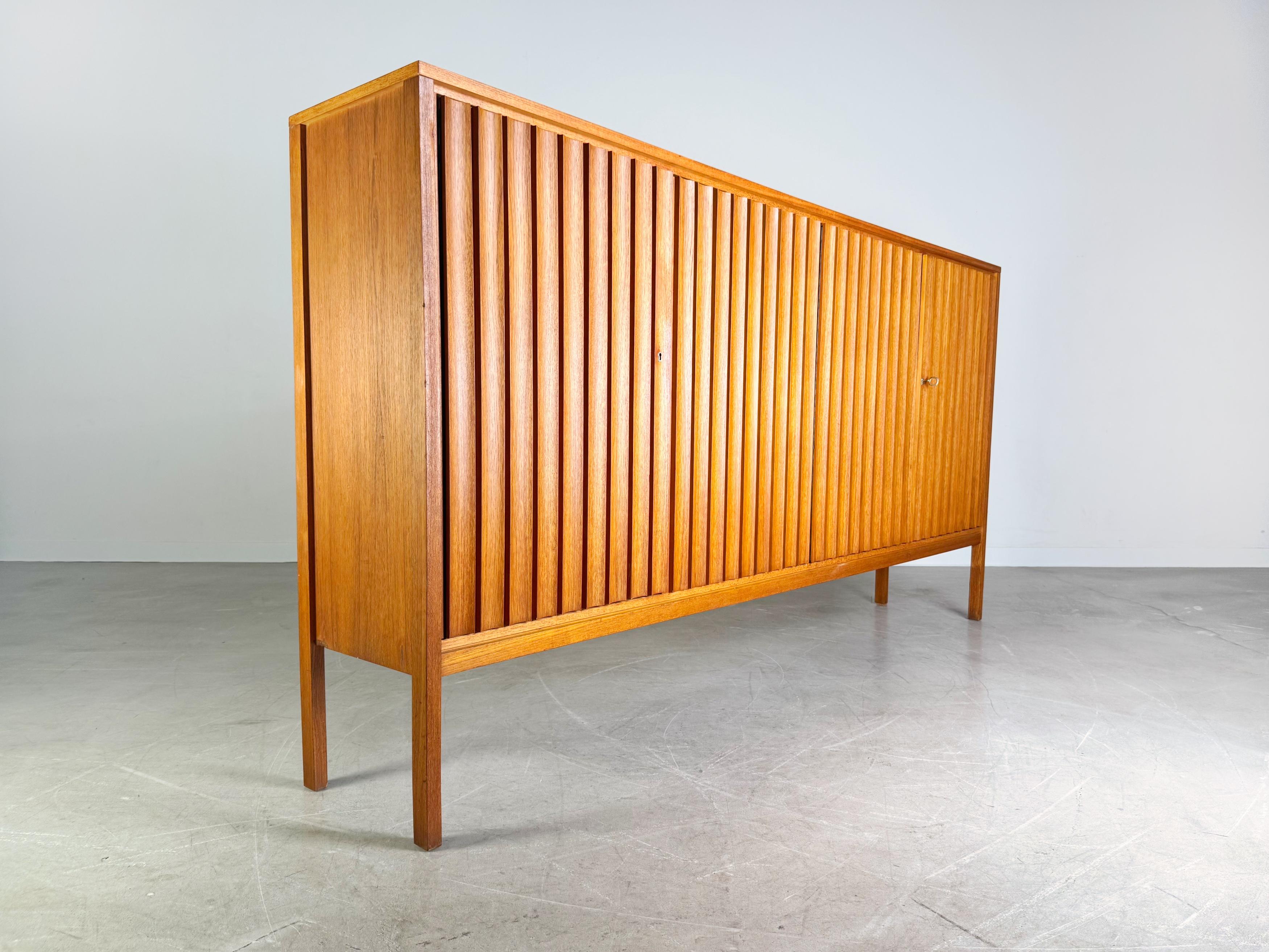 Original XXL Leo Bub Midcentury Highboard Teak Sideboard 1970 For Sale 2