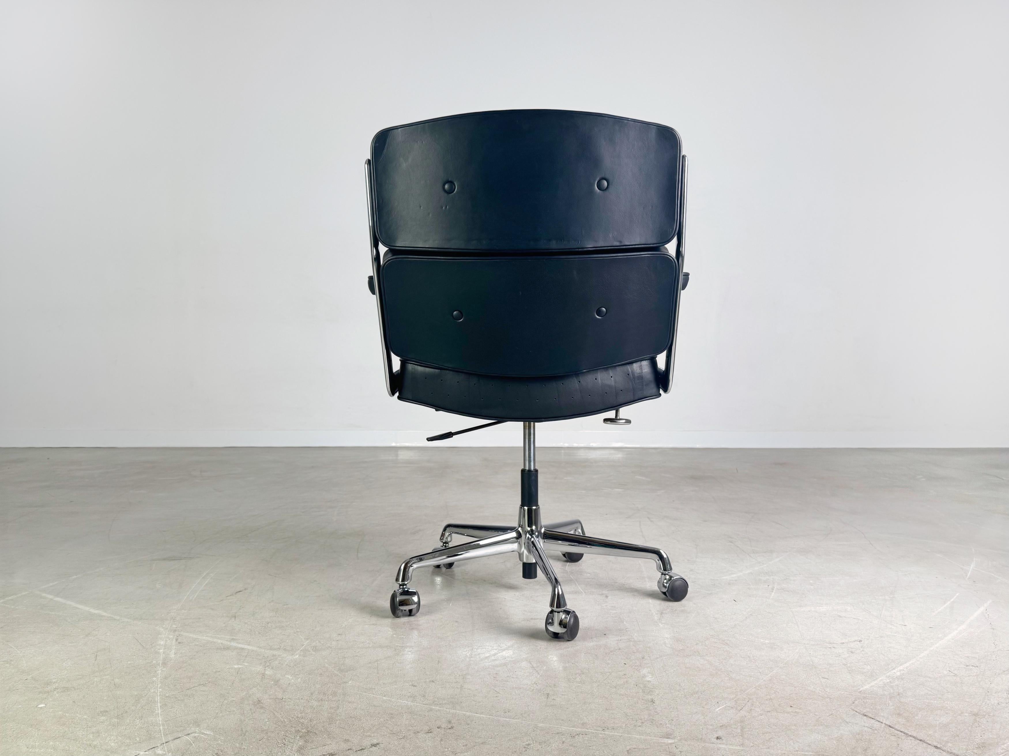 Sillón original Charles Eames Vitra ES 104 Stuhl Sessel finales del siglo XX en venta