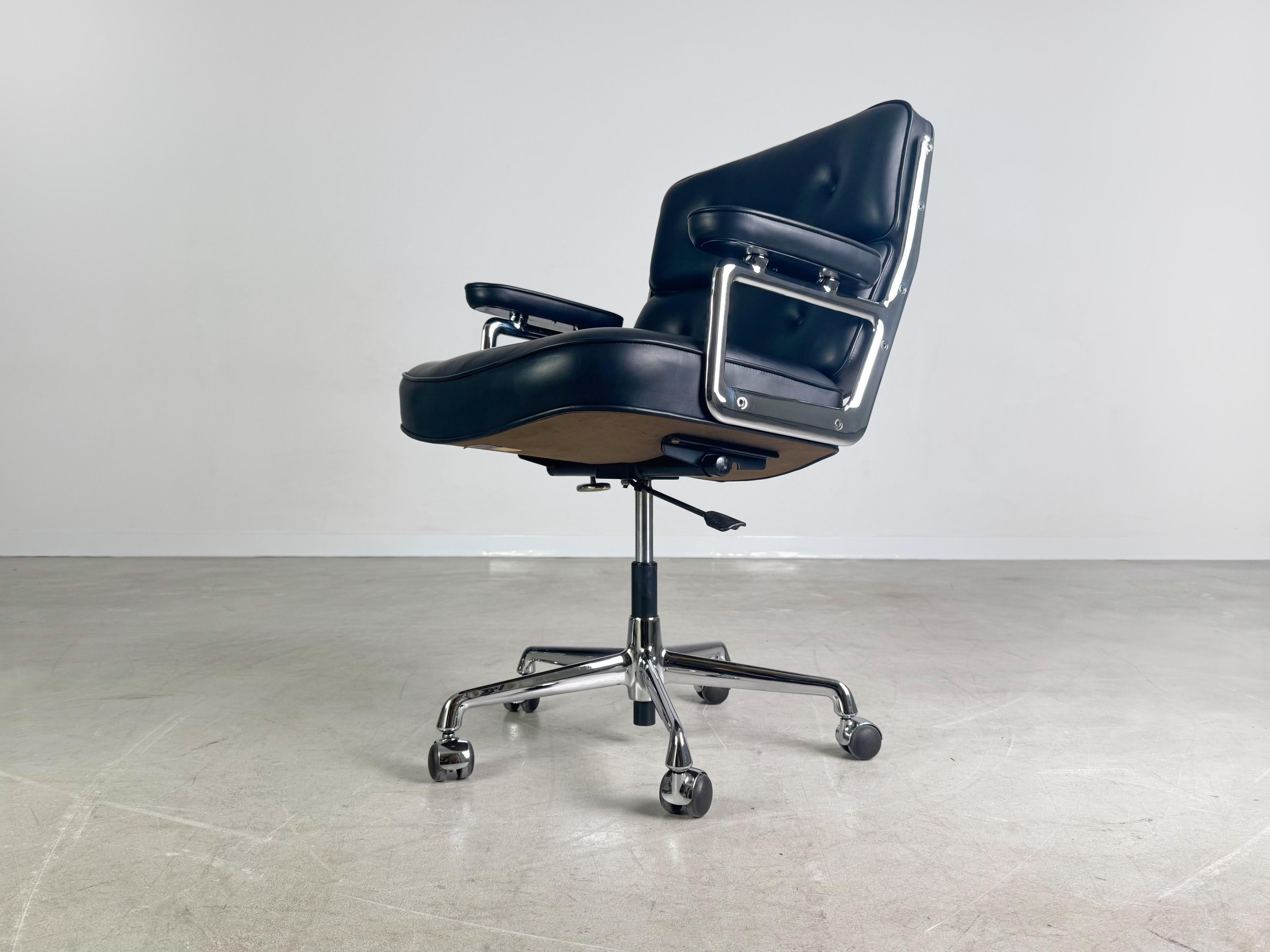 Sillón original Charles Eames Vitra ES 104 Stuhl Sessel Alemán en venta