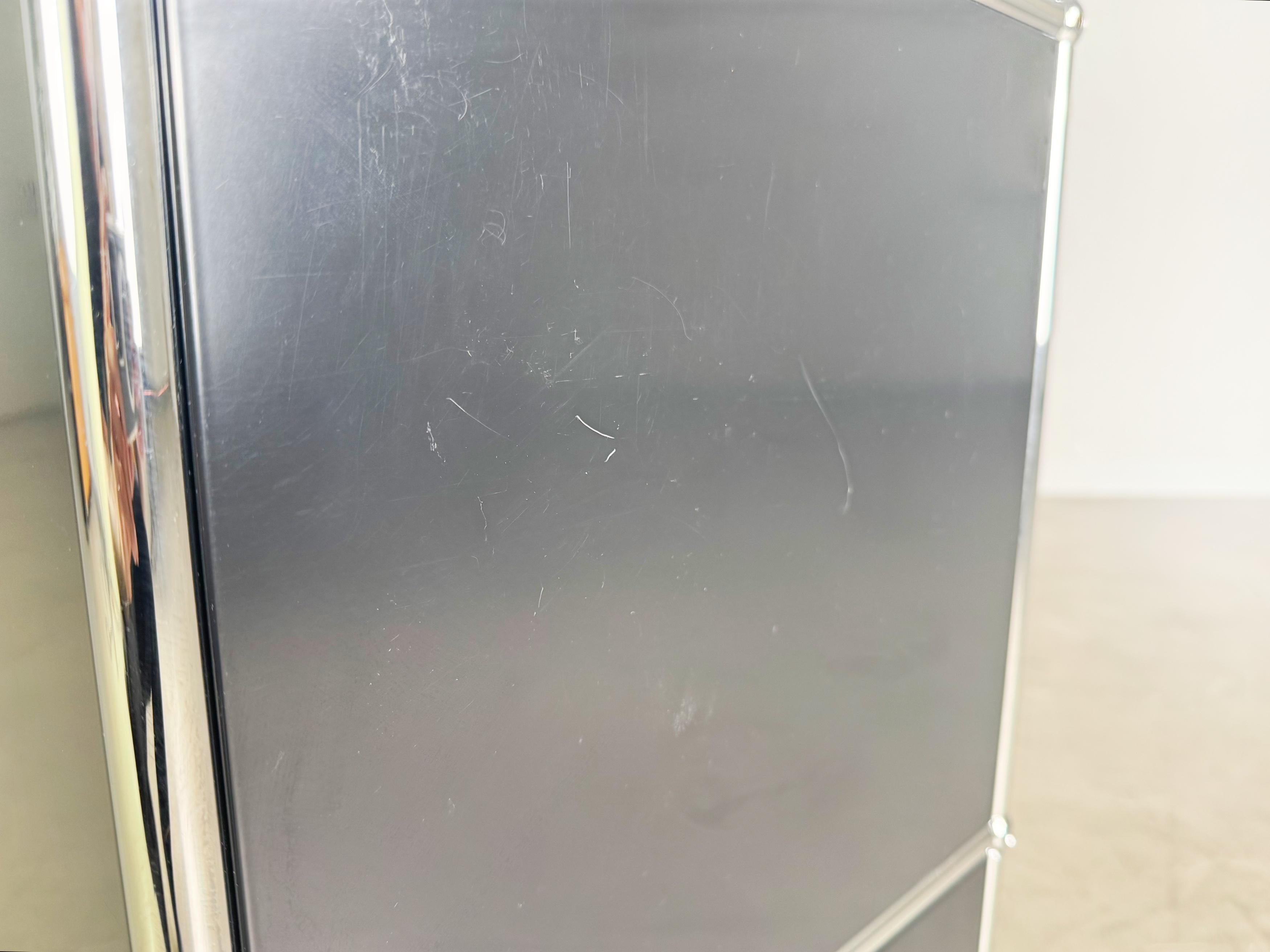 Metallo Credenza originale Usm Haller 2x3 Kommode Design Regal schwarz in vendita