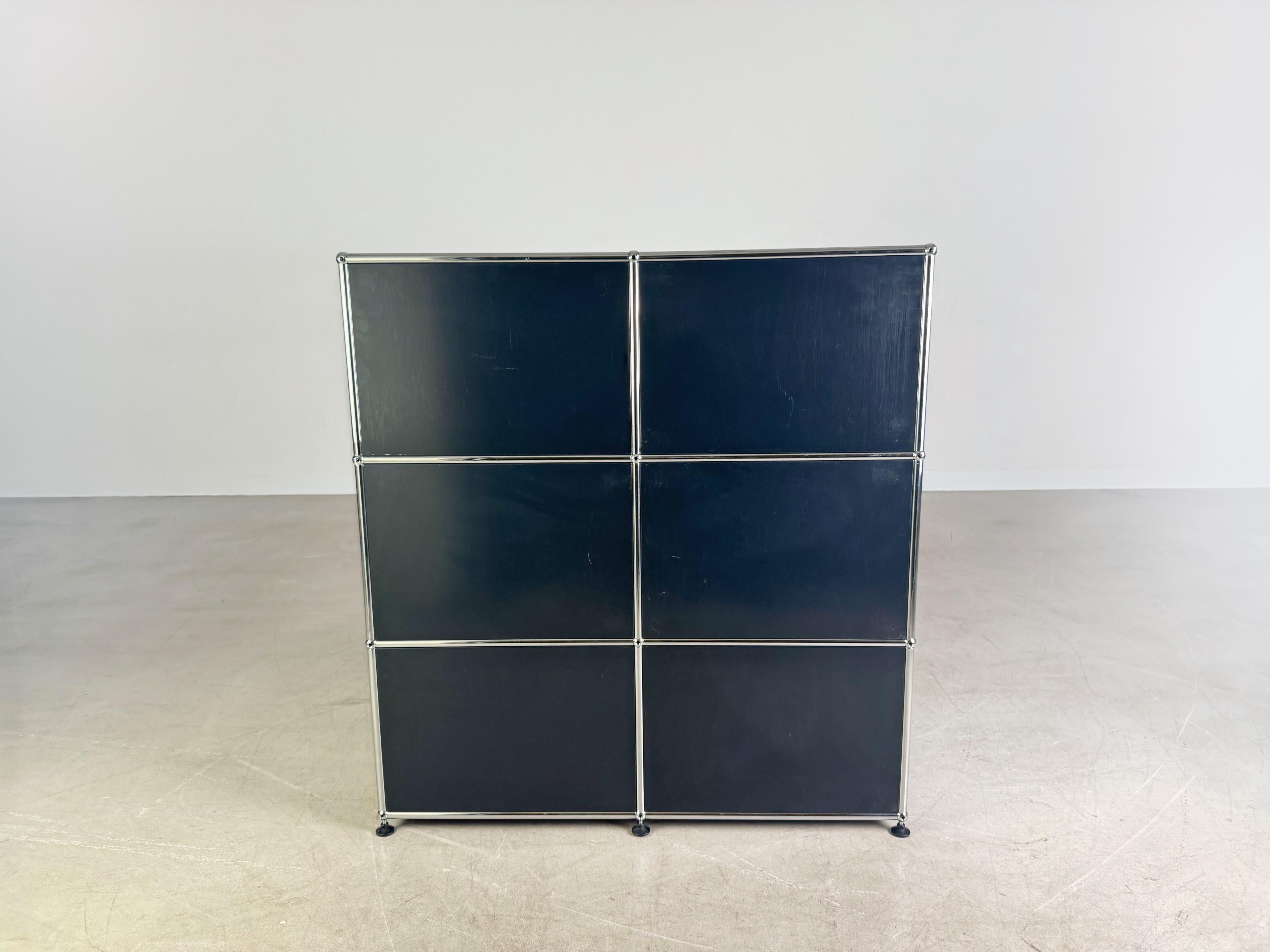 XXI secolo e contemporaneo Credenza originale Usm Haller 2x3 Kommode Design Regal schwarz in vendita