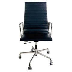 Vitra EA 119 Bürostuhl Charles & Ray Eames Hopsak Leder hoch