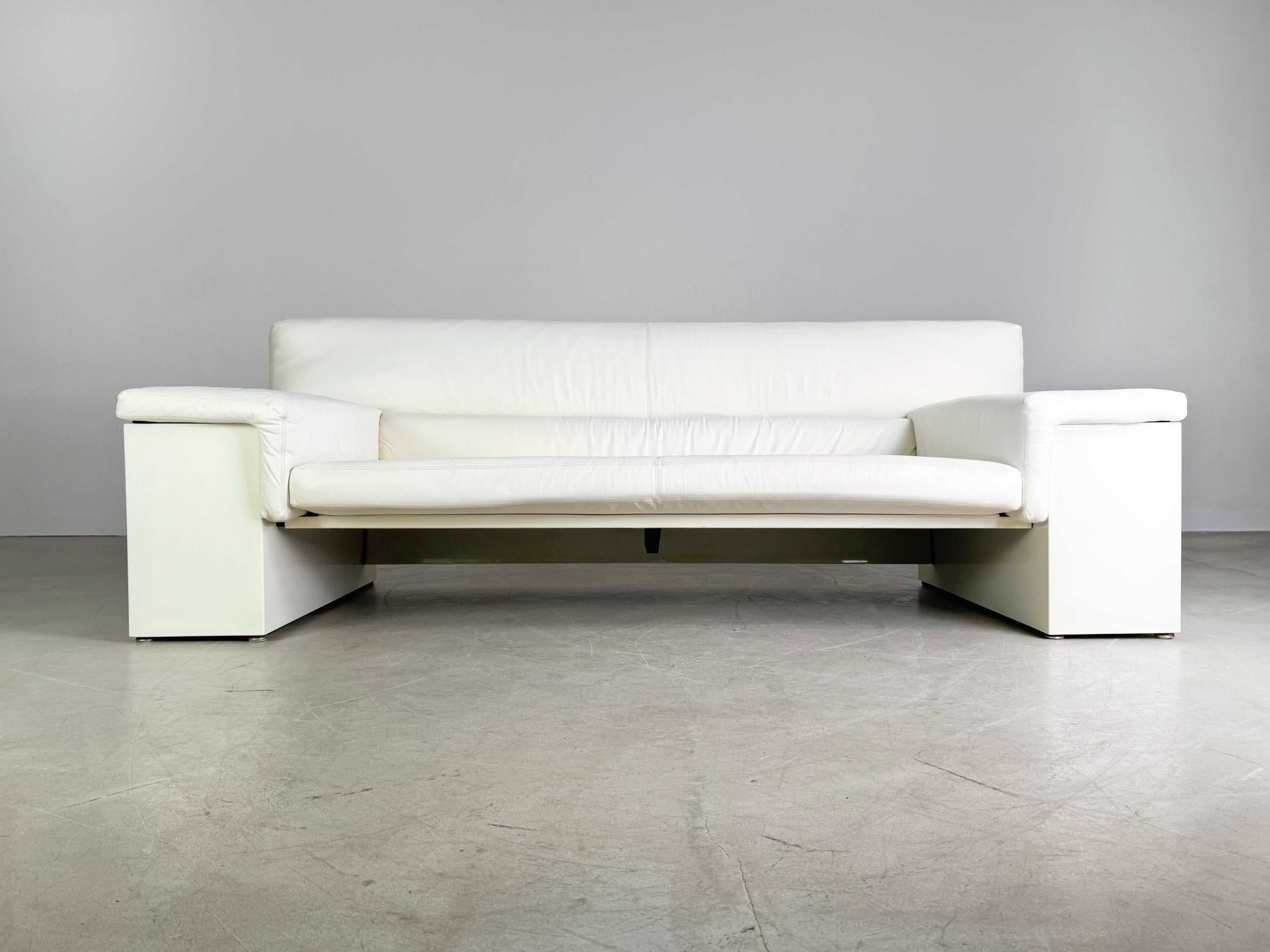 Original Knoll Brigadier Dreisitzer Leder weiß Cini Boeri 1980 Moderno de mediados de siglo en venta