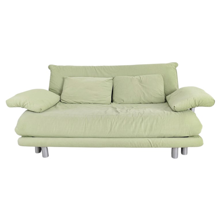 Ligne Roset Multy Sofa Schlafcouch Wildleder grün mit Armlehnen For Sale at 1stDibs