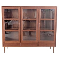 Original Dyrlund Teak-Vitrine, Dänemark, 1960er Jahre, mcm