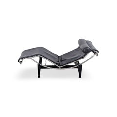 Chaise originale Cassina LC4 Liege Le Corbusier in pelle nera