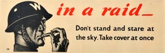 Manifesto vintage originale del fronte interno durante la guerra: “In un raid non restare fermo” – Seconda Guerra Mondiale – Tom Purvis
