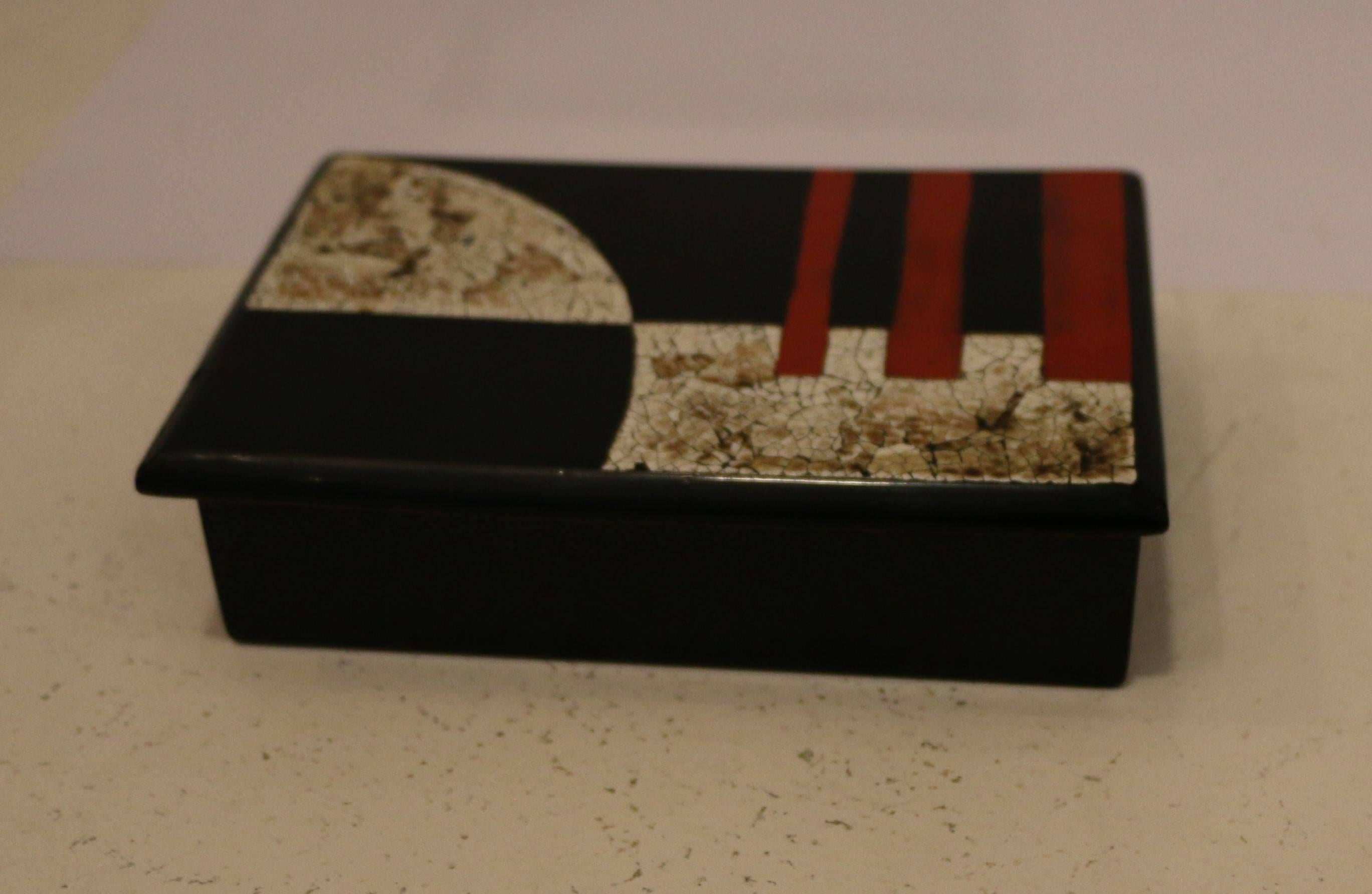 Art Deco Casket with Eggshell Lacquer, Art Déco, France, circa 1930
