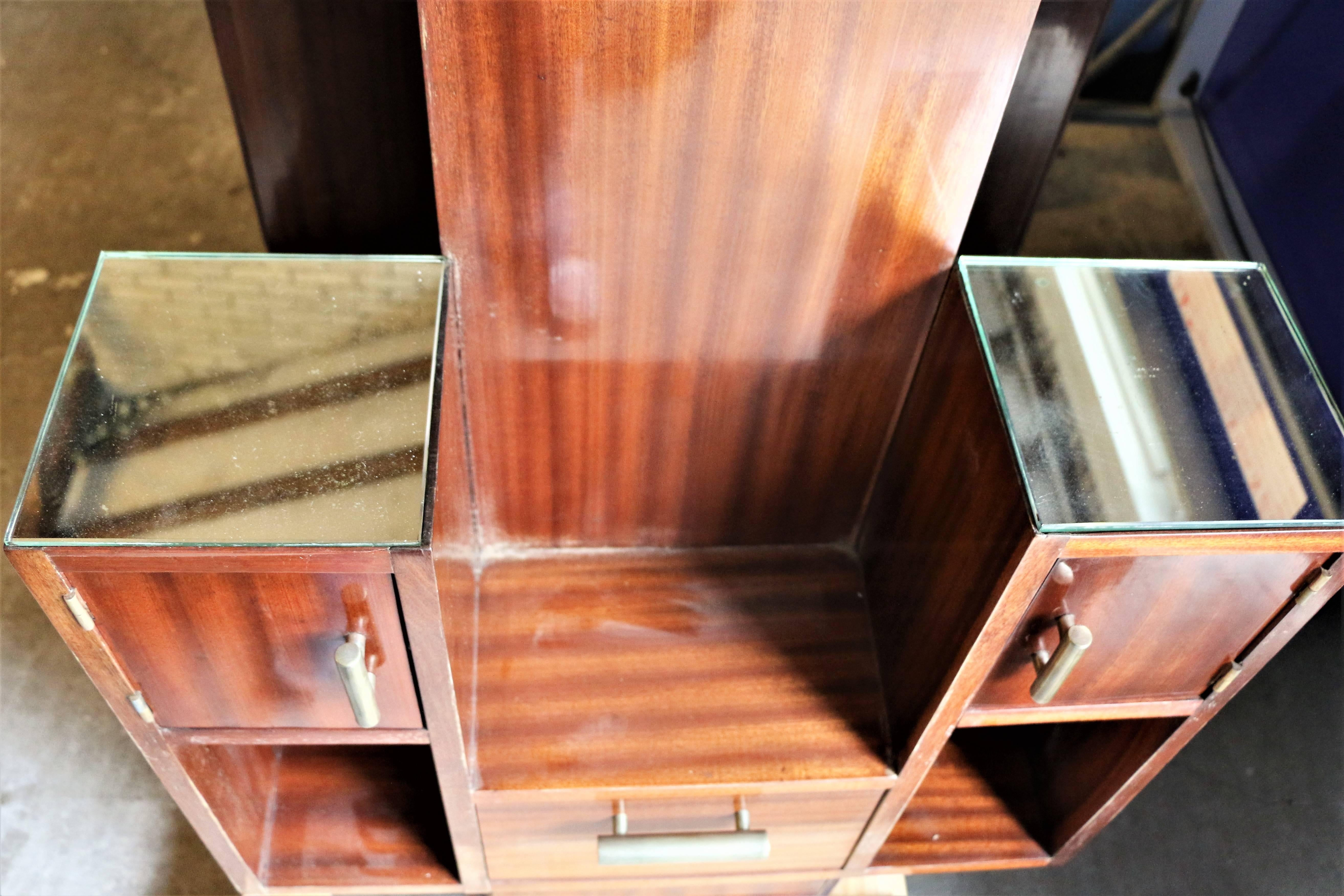 Mid-20th Century Display Case by DIM, Mahogany Veneers, France, Art Deco, circa 1930