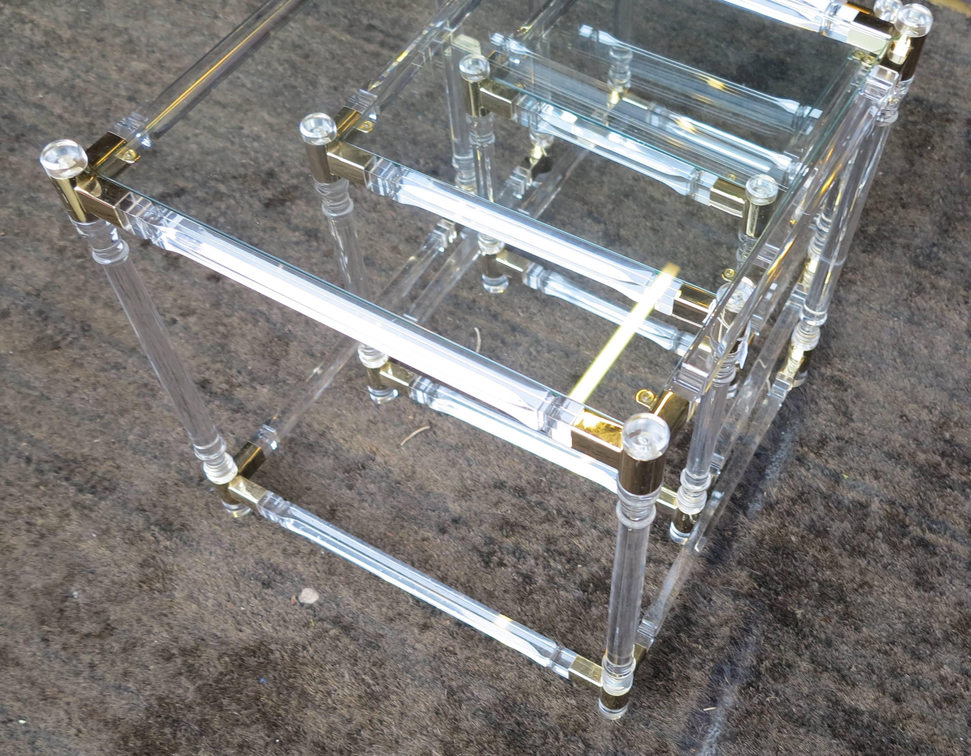 Late 20th Century 1970 Series of Three Gigognes Tables in Lucite