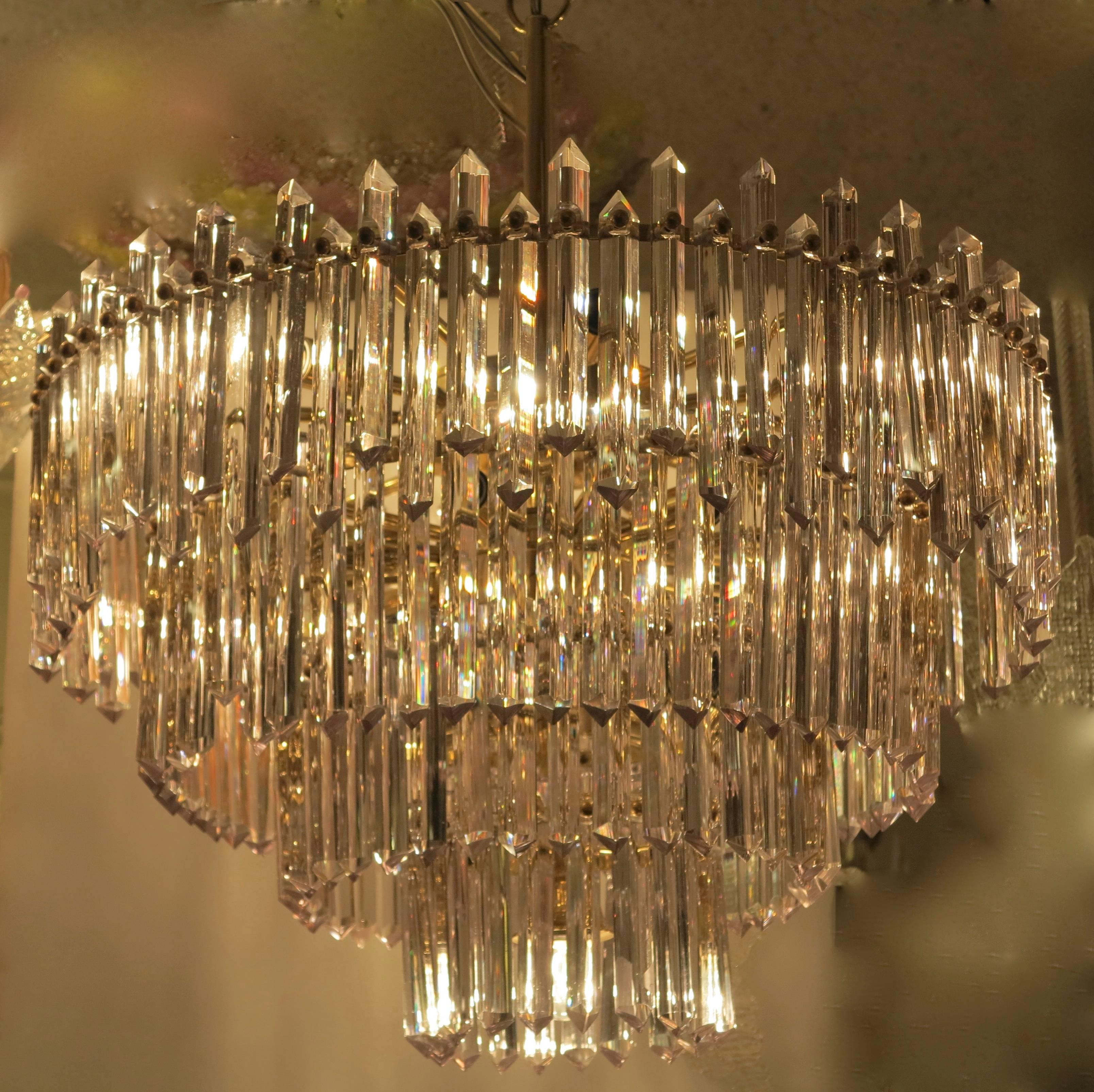 Art Deco 1970 Chandelier with 180 Kristals and 17 Bulbs For Sale