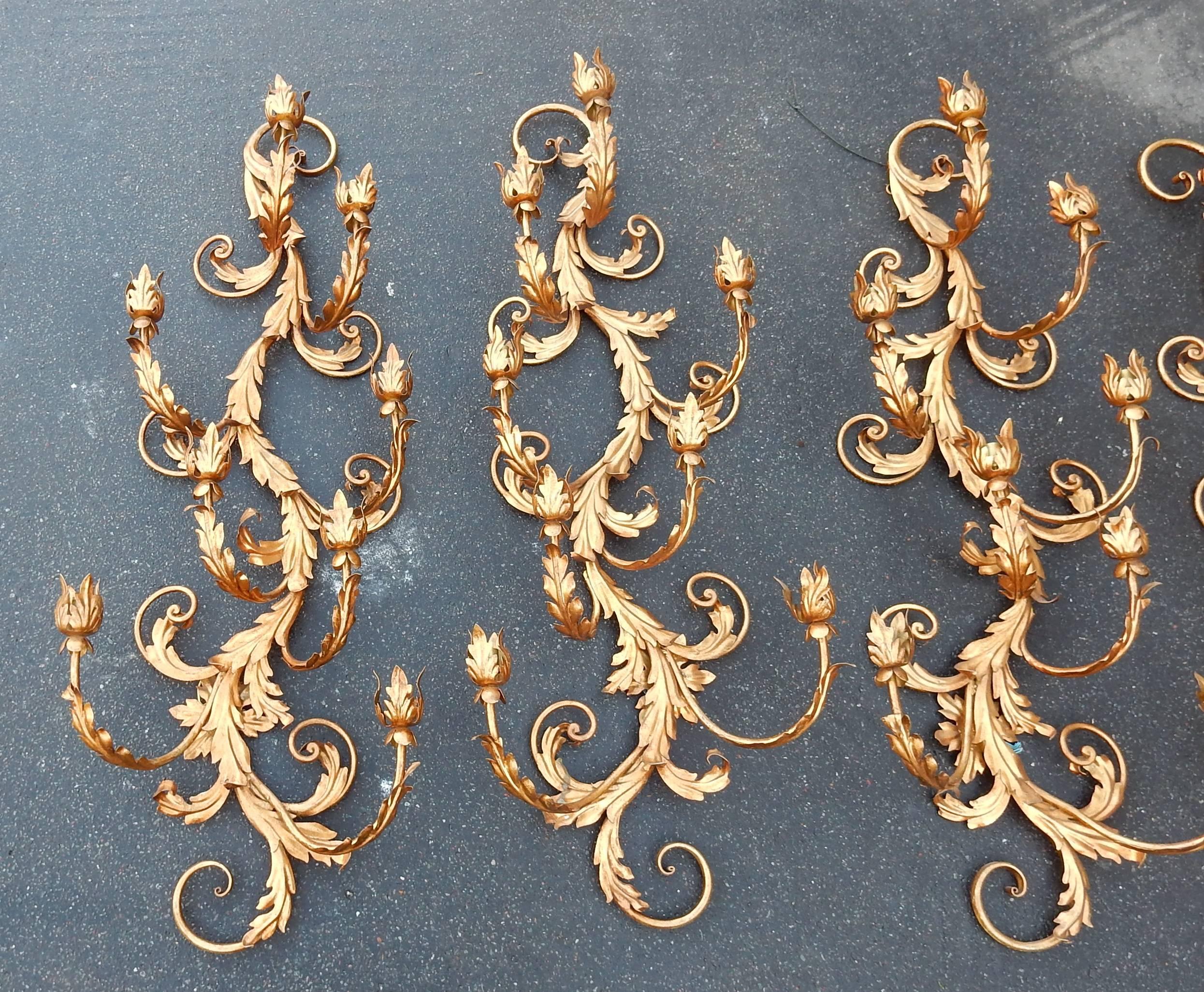 French 1970 Two Pairs of Wall Lamps Gilded Flowers and Foliage Iron, Two Bulbs For Sale