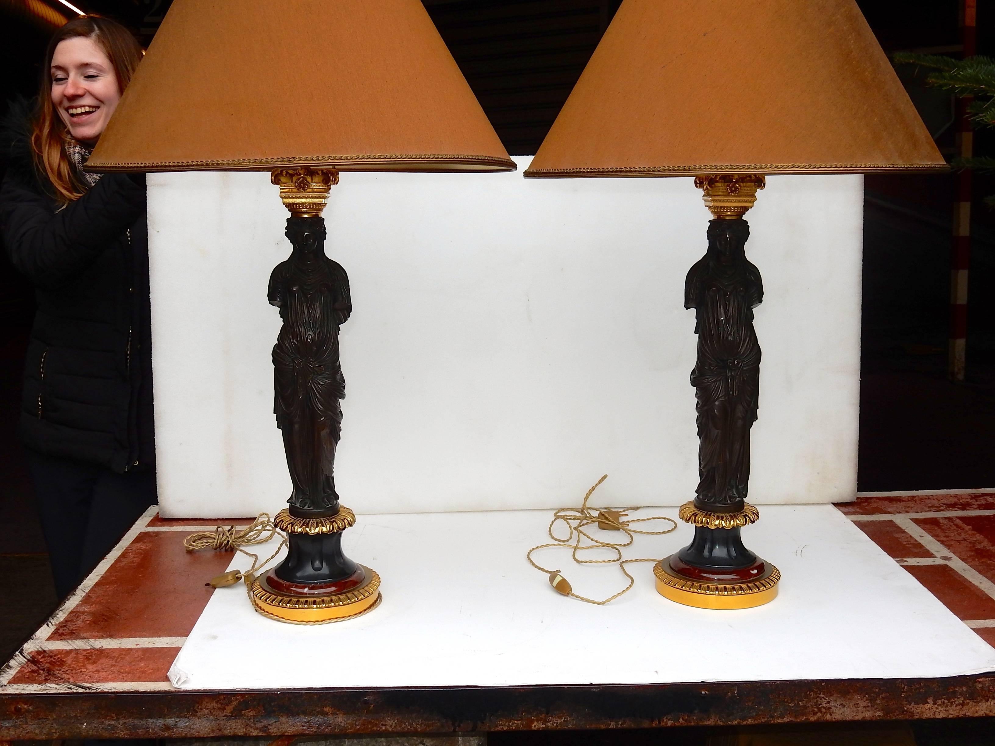 Empire 1880 Pair of Bronze Lamps at the Vestals