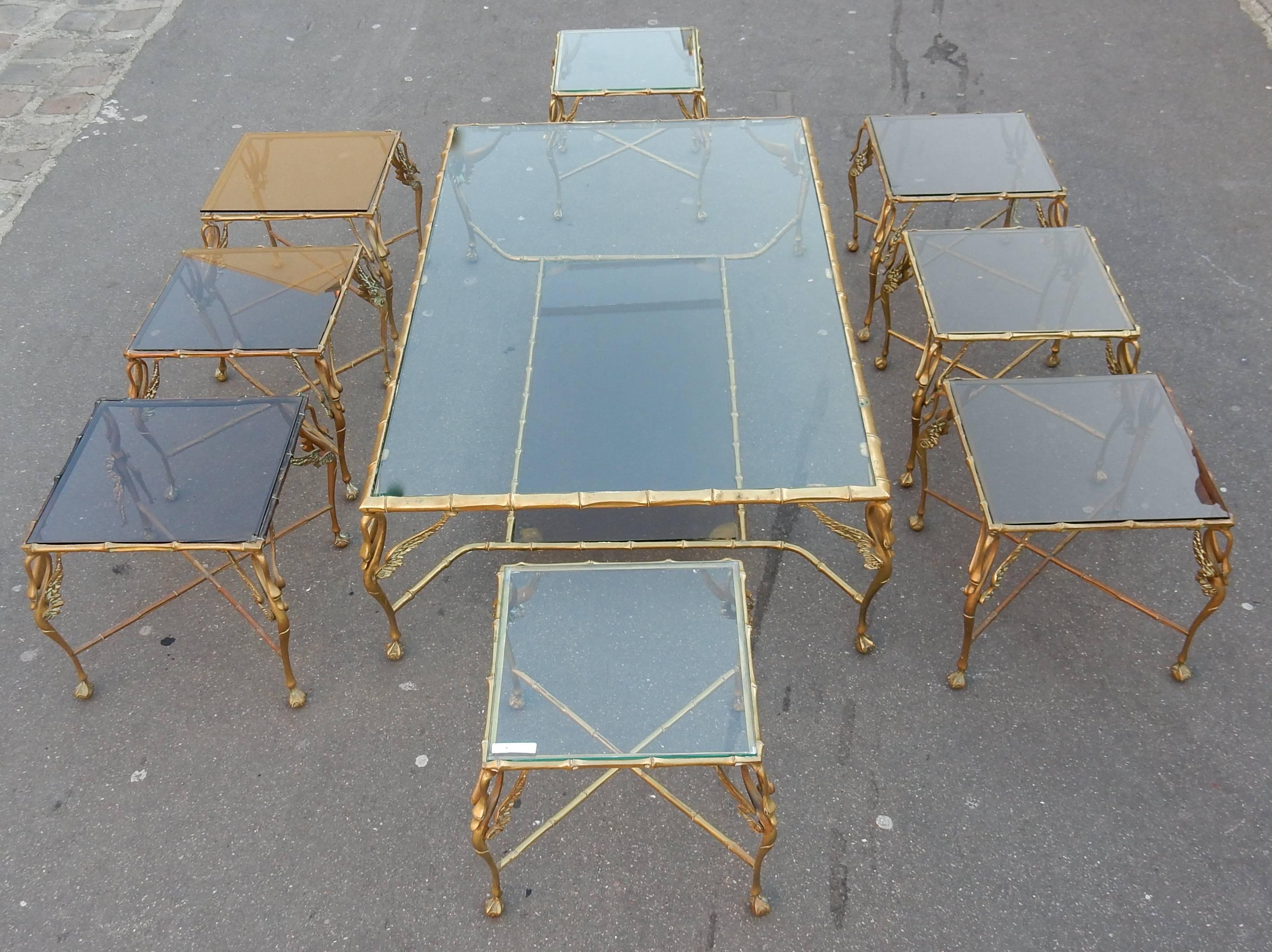 1950-1970 Bronze Coffee Table with Swans and Its Six Pieces of Sofas Signed GAD  In Good Condition For Sale In Paris, FR
