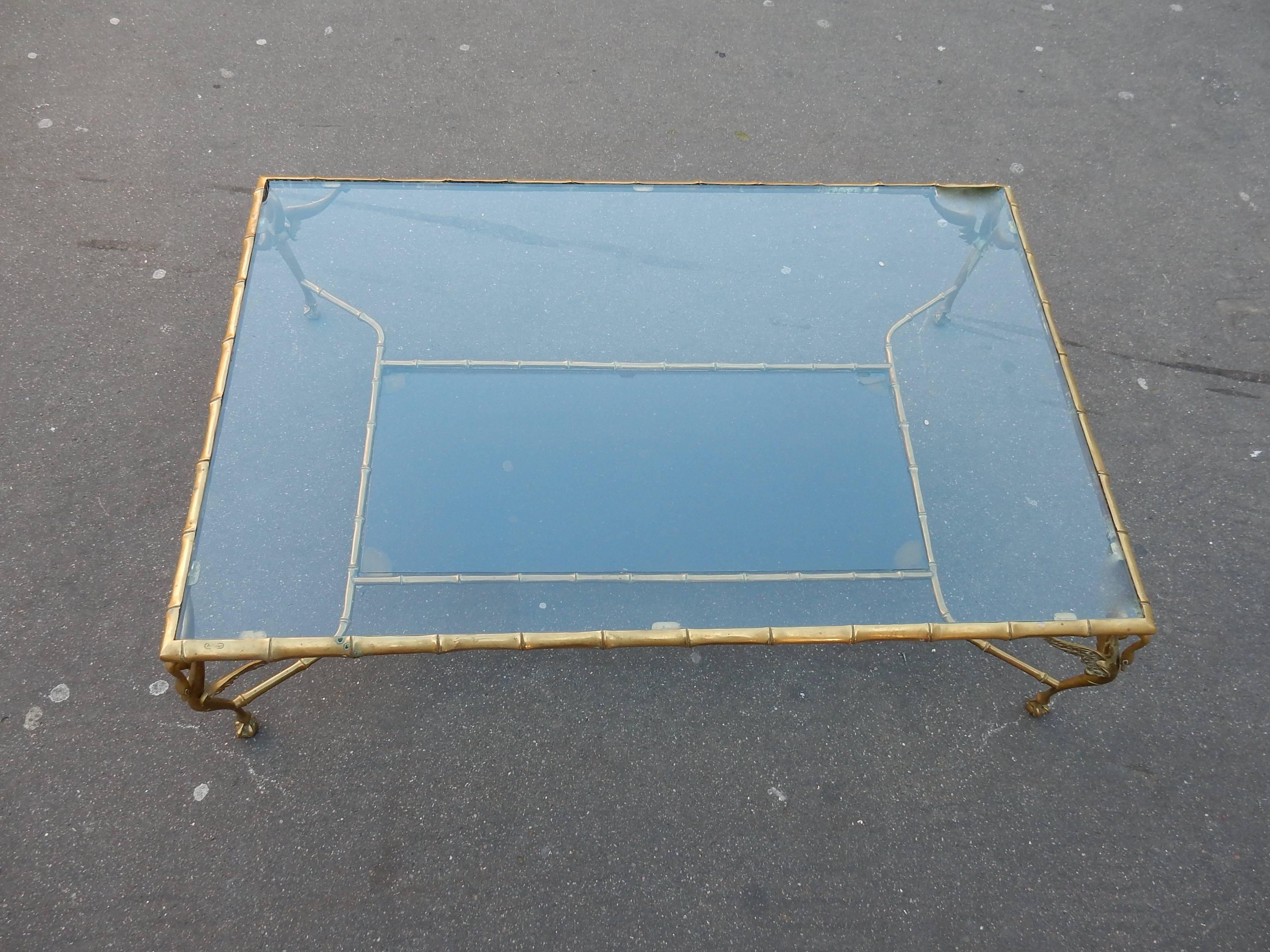 Brass 1950-1970 Bronze Coffee Table with Swans and Its Six Pieces of Sofas Signed GAD  For Sale
