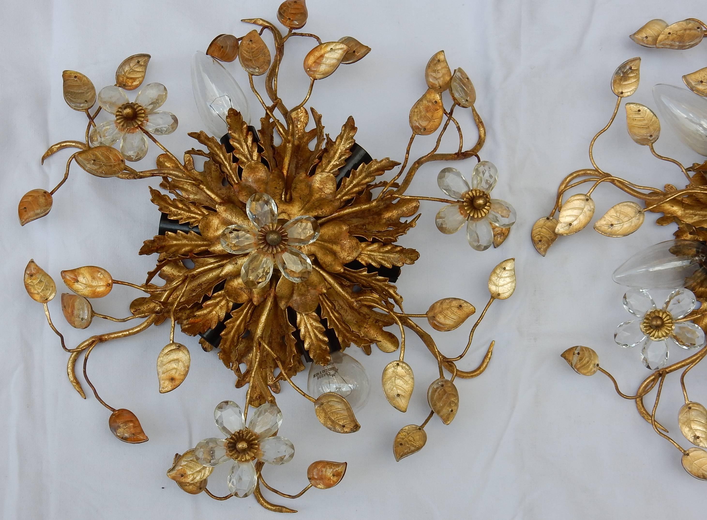 Pair of Ceiling Lights Has Floral Decoration in the Style of Maison Bagués In Good Condition In Paris, FR