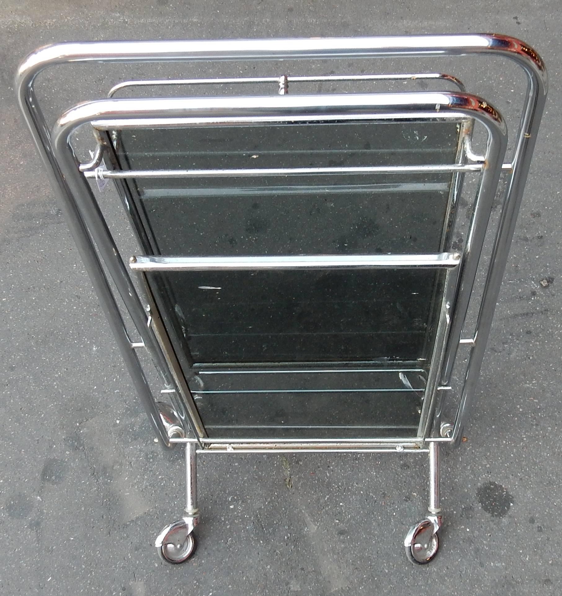 Iron 1950-1970 Rolling Bar of Journey and Campstool in the Style of Jacques Adnet For Sale