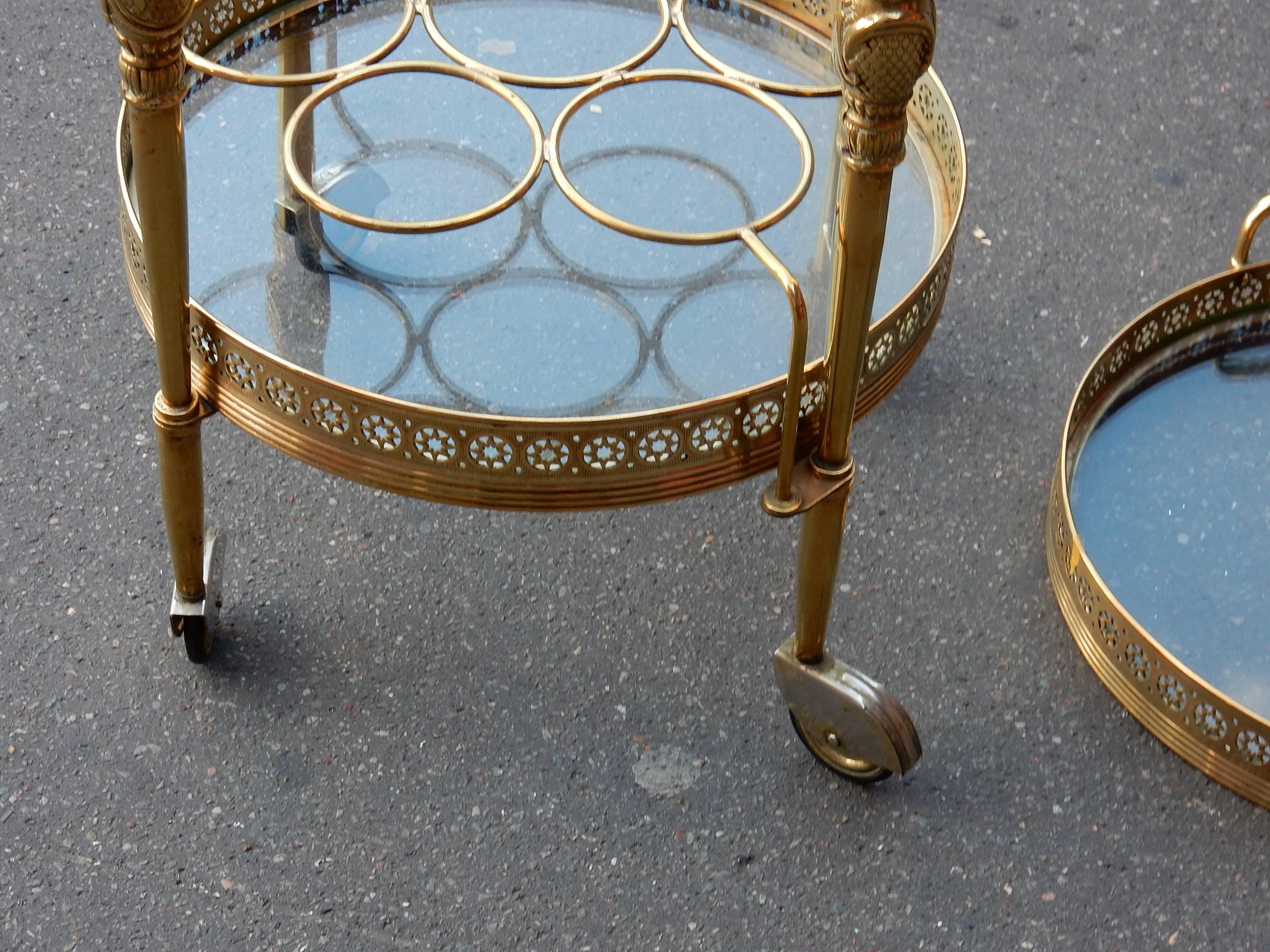 Gilt 1950-1970 Rolling Bar Gilded Brass in the Style of Maison Baguès