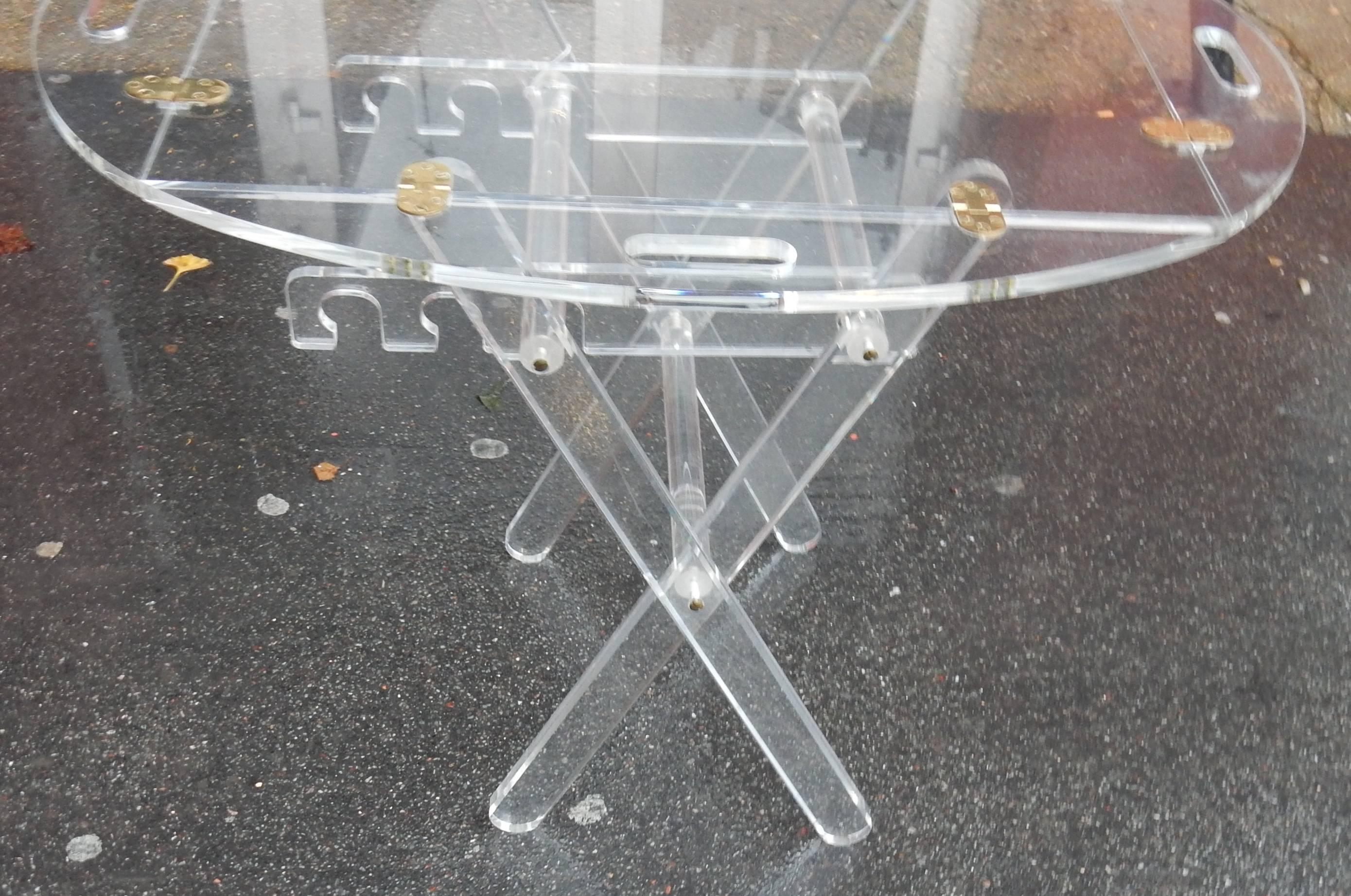 1970 ' Lucite Table of Marine Has Adjustable Height For Sale 1