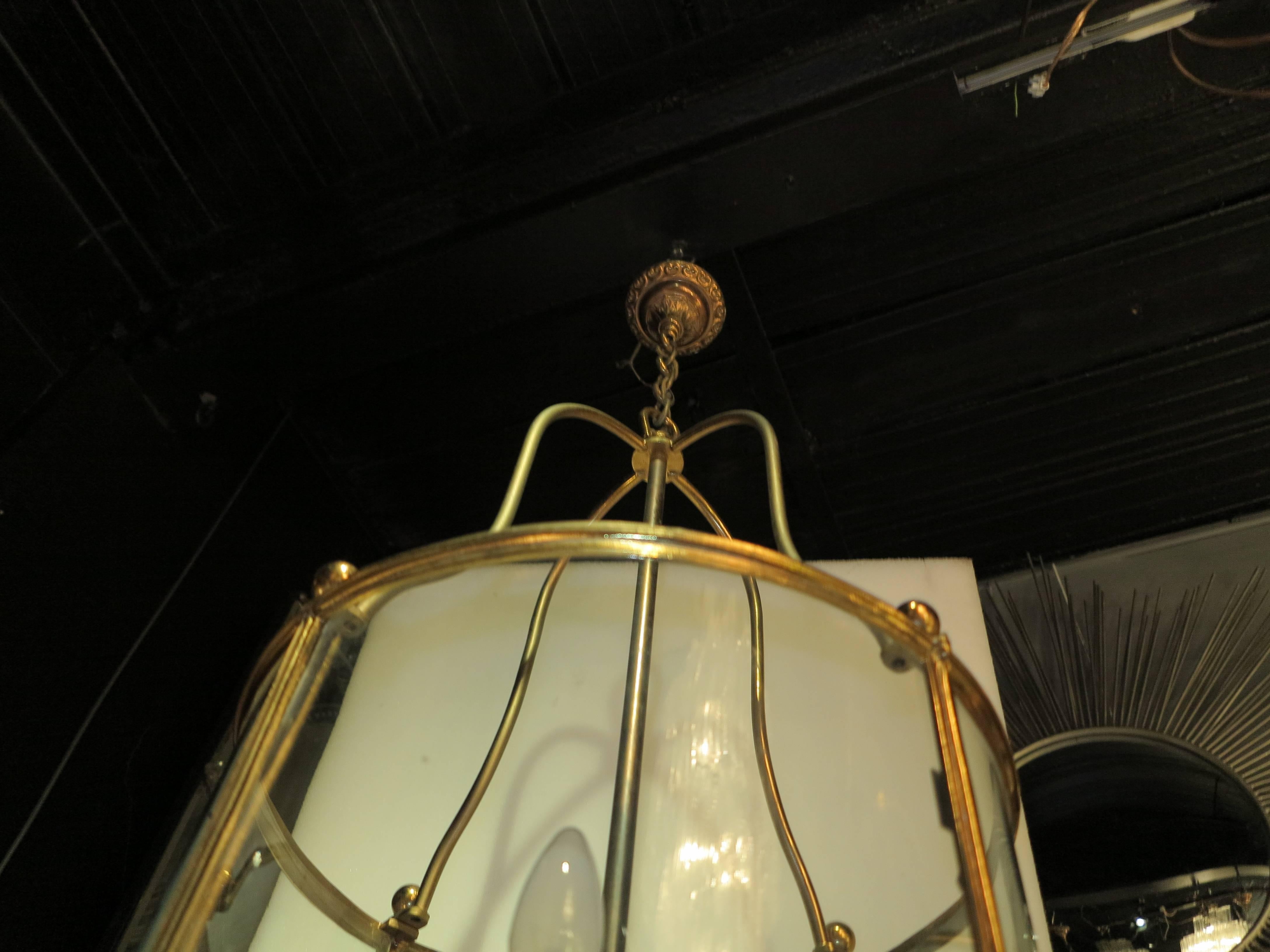 1950s Three Gilded iron Lanterns in the Style of Directoire In Good Condition In Paris, FR