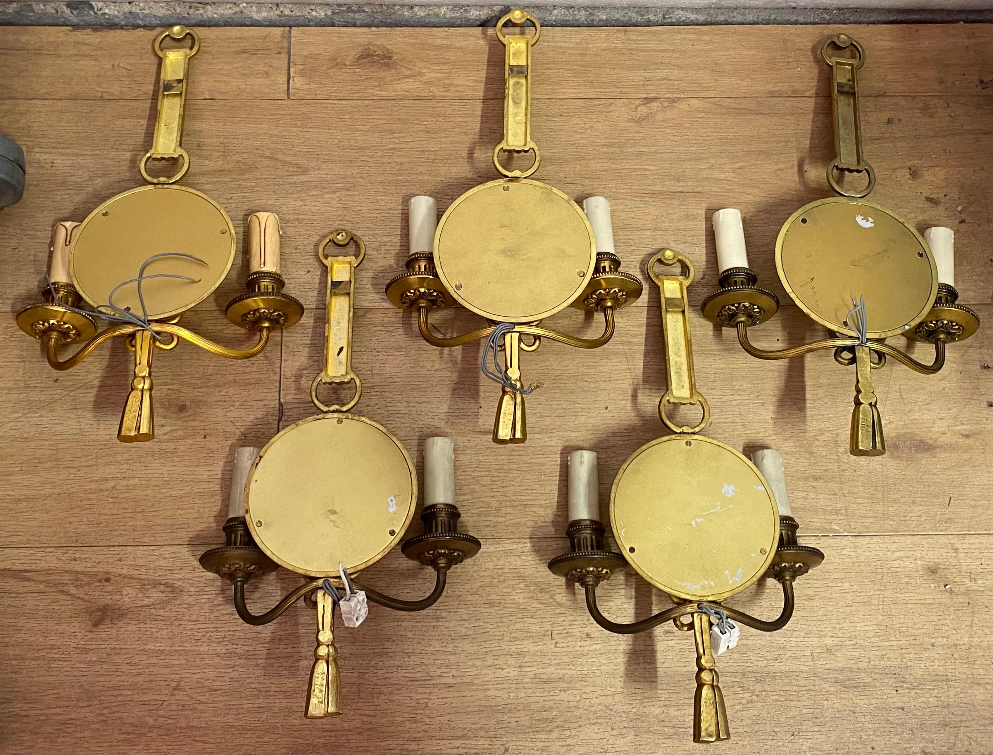 1950/70′  Serie of 5 Sconces in Gilted Bronze With Convex Mirror Petitot Signed For Sale 3