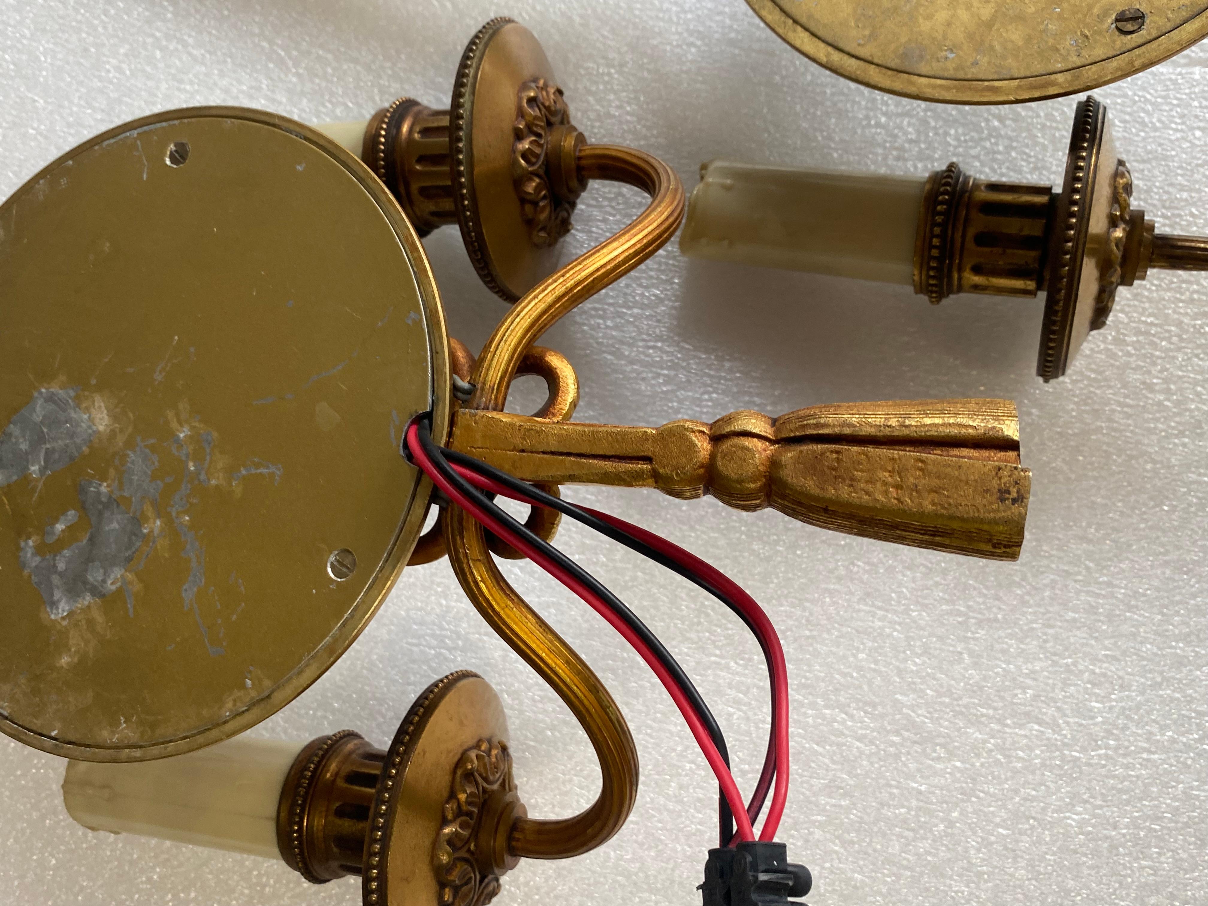 1950/70′  Serie of 5 Sconces in Gilted Bronze With Convex Mirror Petitot Signed For Sale 7