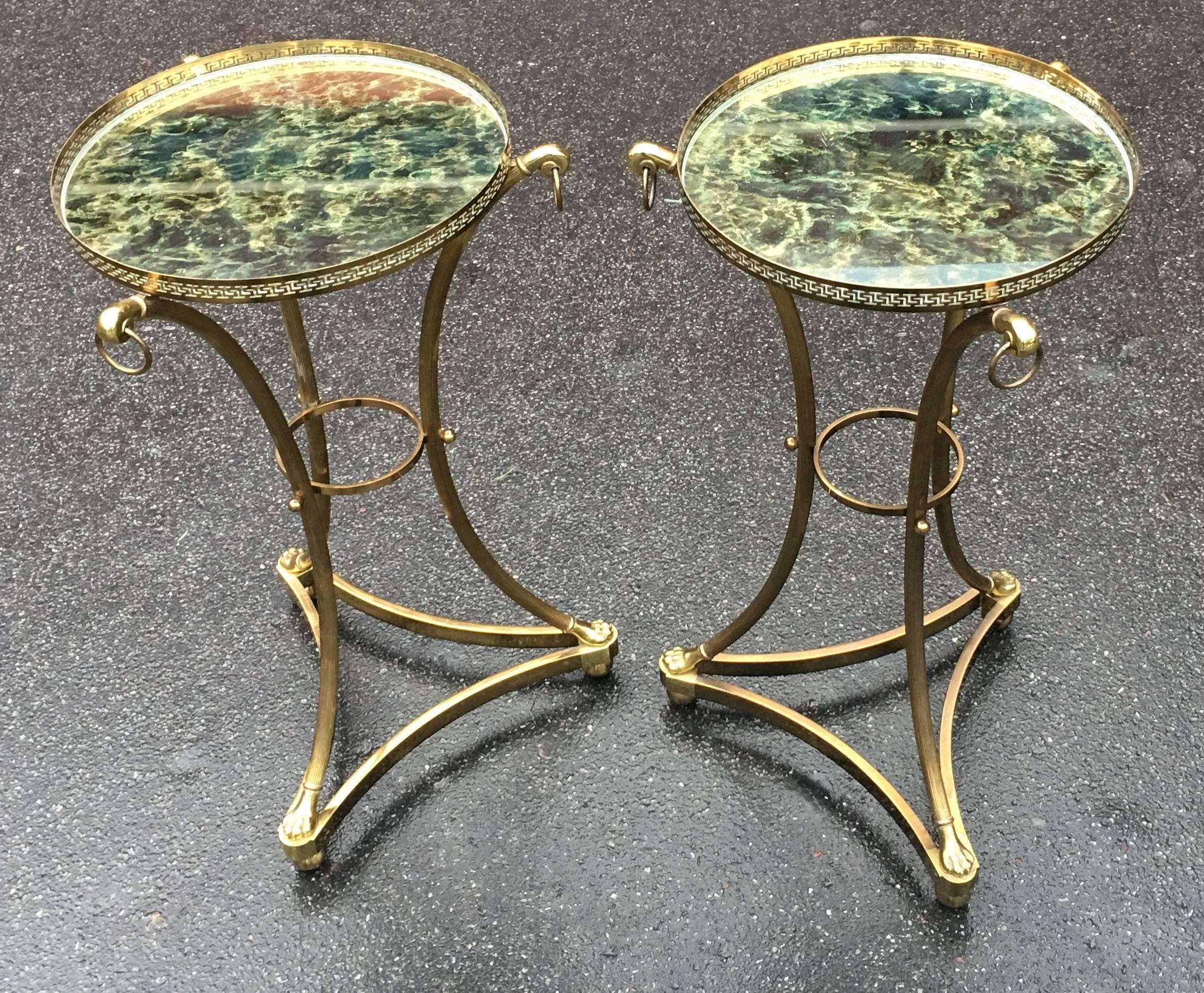 1950-1970 Pair Of Pedestal Table in Gilt Bronze With Gilted Oxyded Mirror In Good Condition In Paris, FR