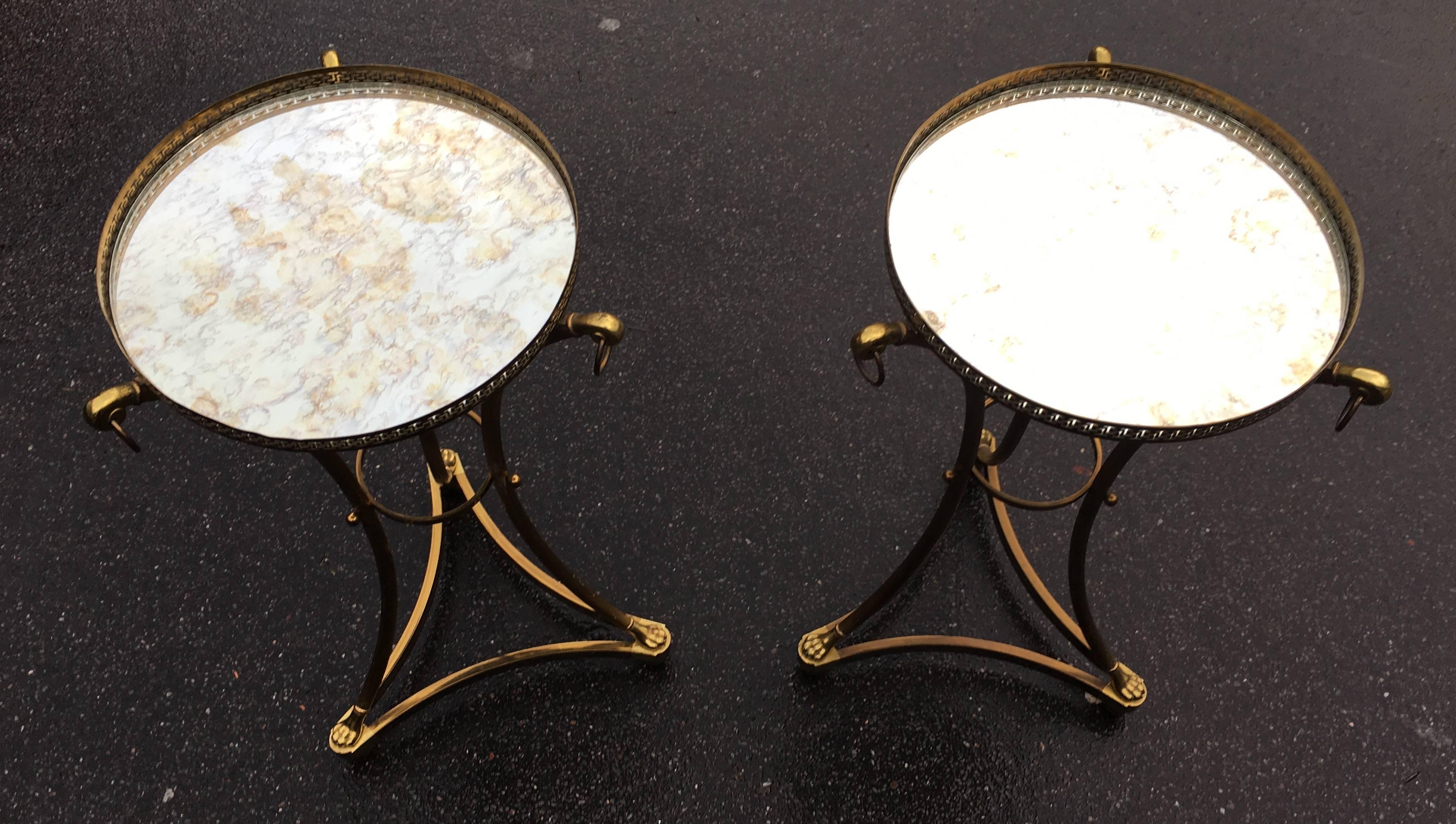 Polished 1950-1970 Pair Of Pedestal Table in Gilt Bronze With Gilted Oxyded Mirror