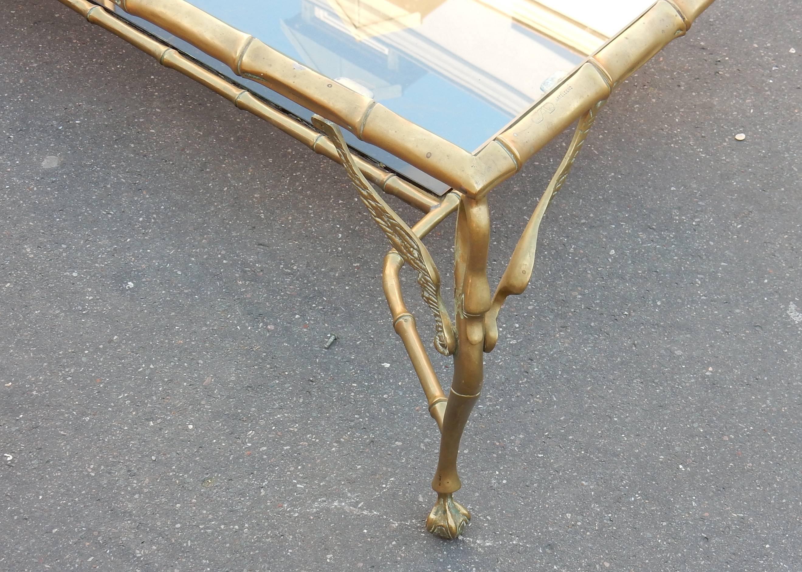 1950-1970 Bronze Coffee Table with Swans and Its Six Pieces of Sofas Signed GAD  For Sale 1