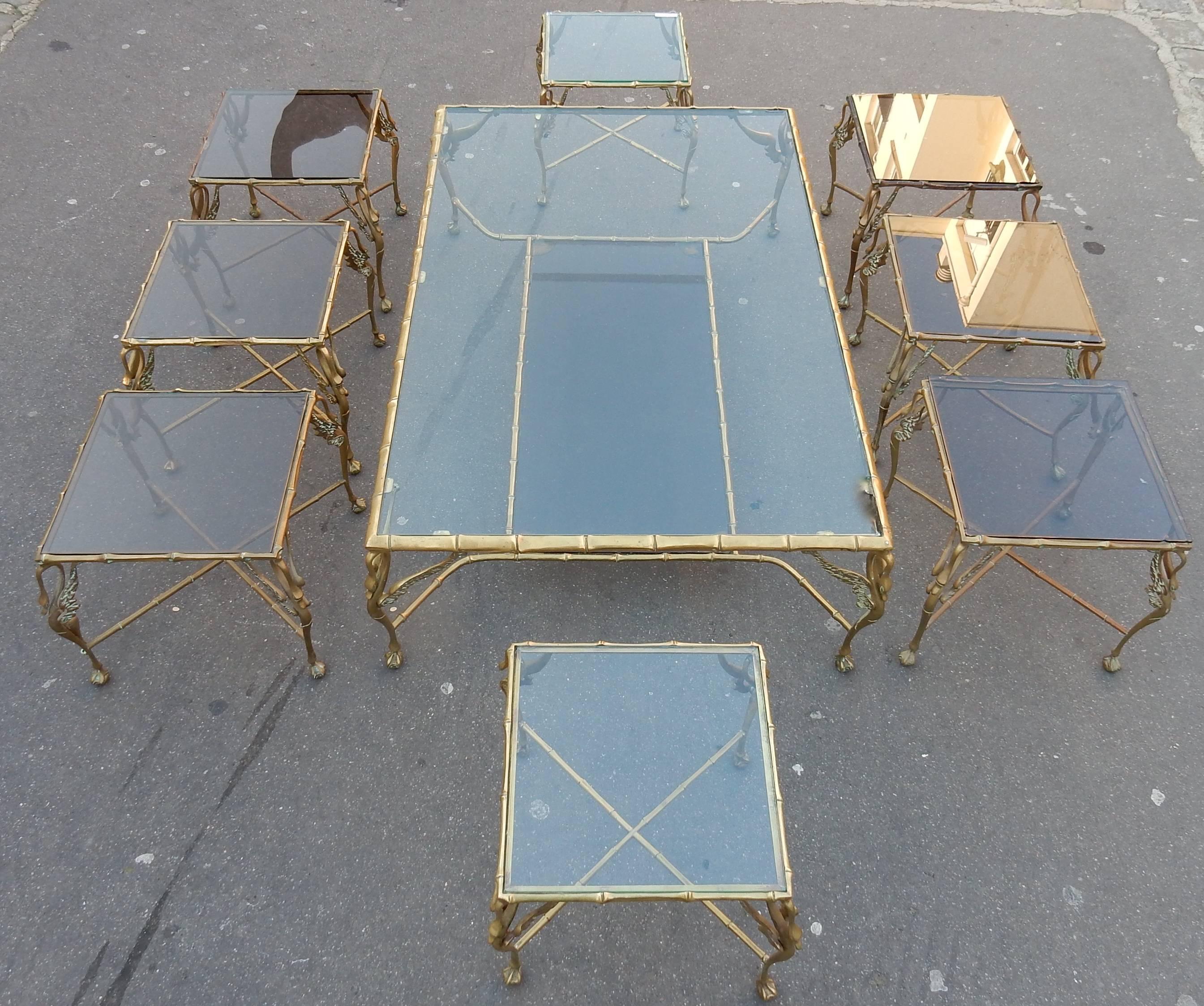 1950-1970 Bronze Coffee Table with Swans and Its Six Pieces of Sofas Signed GAD  For Sale 2
