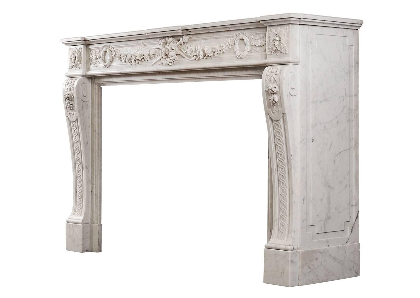 Quality Carrara French Louis XVI Style Fireplace Mantel Chimneypiece In Good Condition For Sale In London, GB