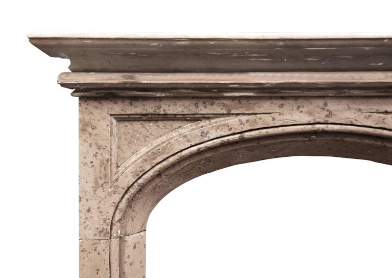 19th Century English Gothic Style Stone Fireplace In Good Condition For Sale In London, GB
