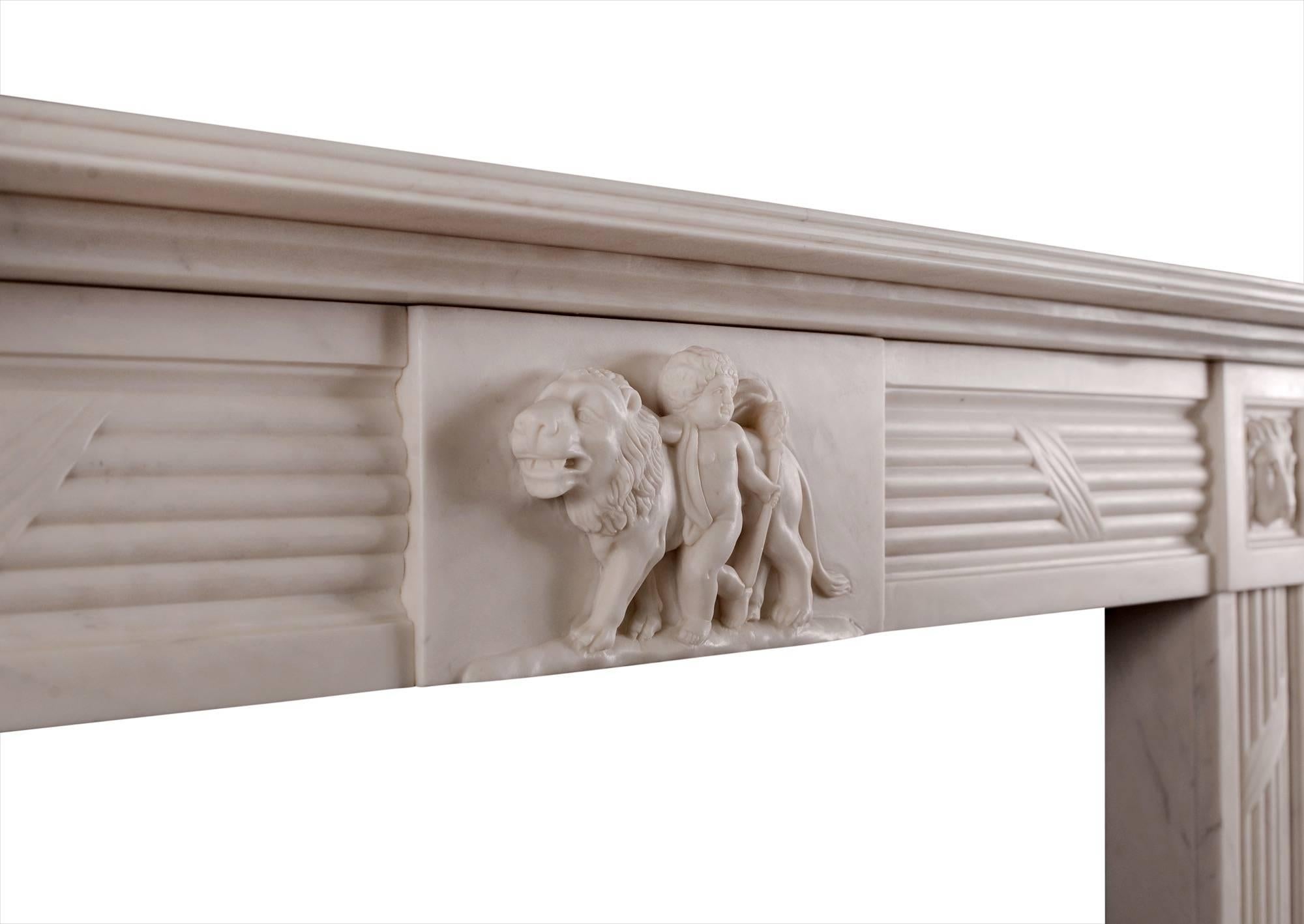 'Androcles and the Lion' an Early Regency Style Fireplace In Good Condition For Sale In London, GB