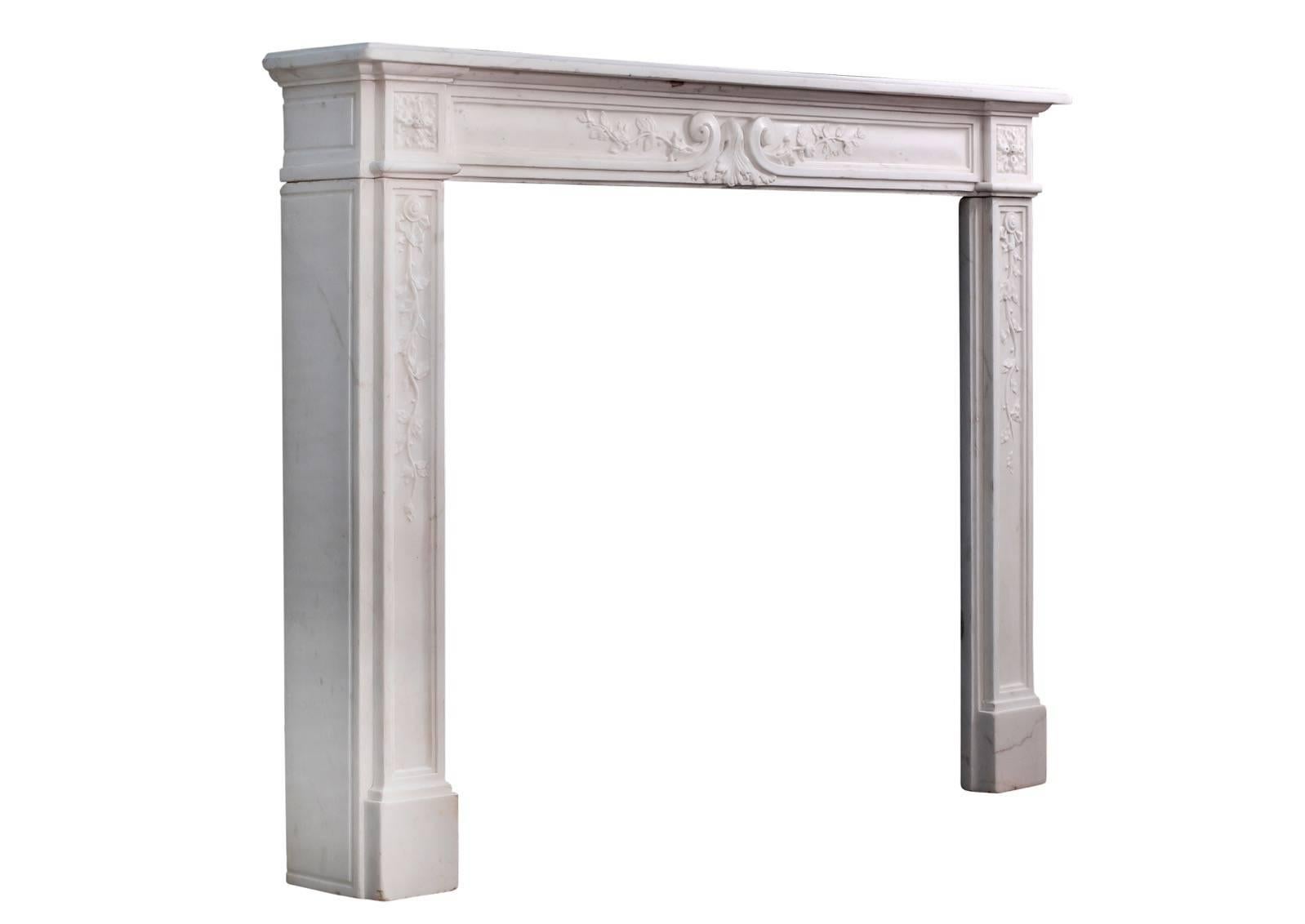 Late 18th Century Louis XVI Statuary Marble Fireplace For Sale 1