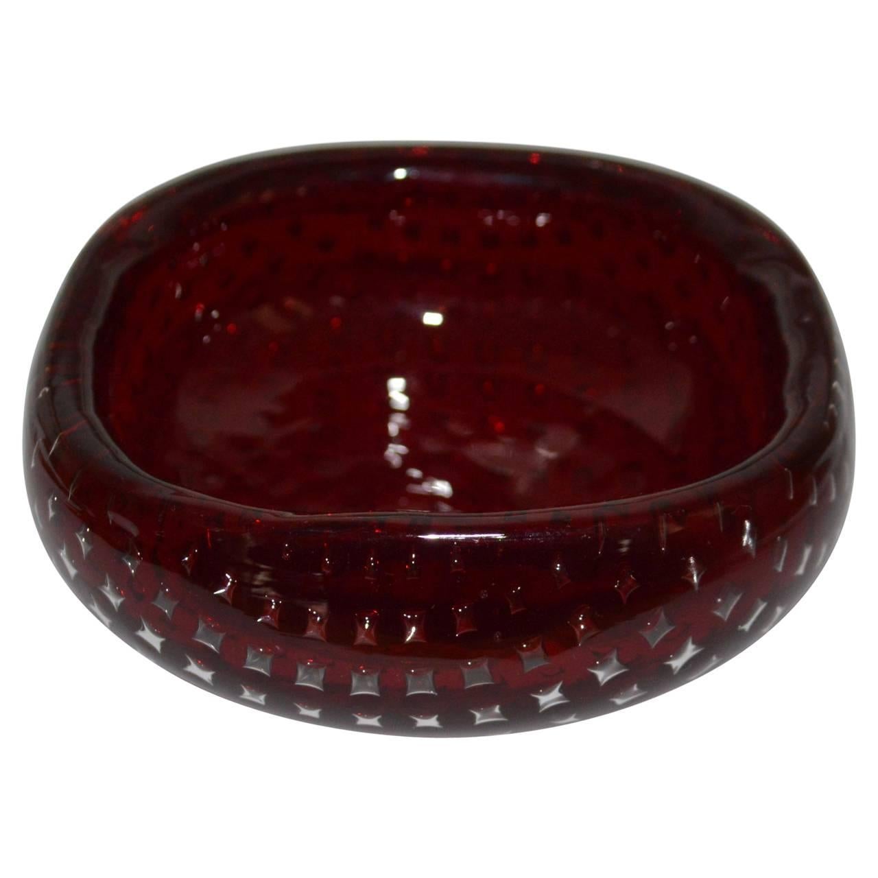 Very nice Murano glass bowl with controlled bubble pattern. The bowl is square but with rounded corners.