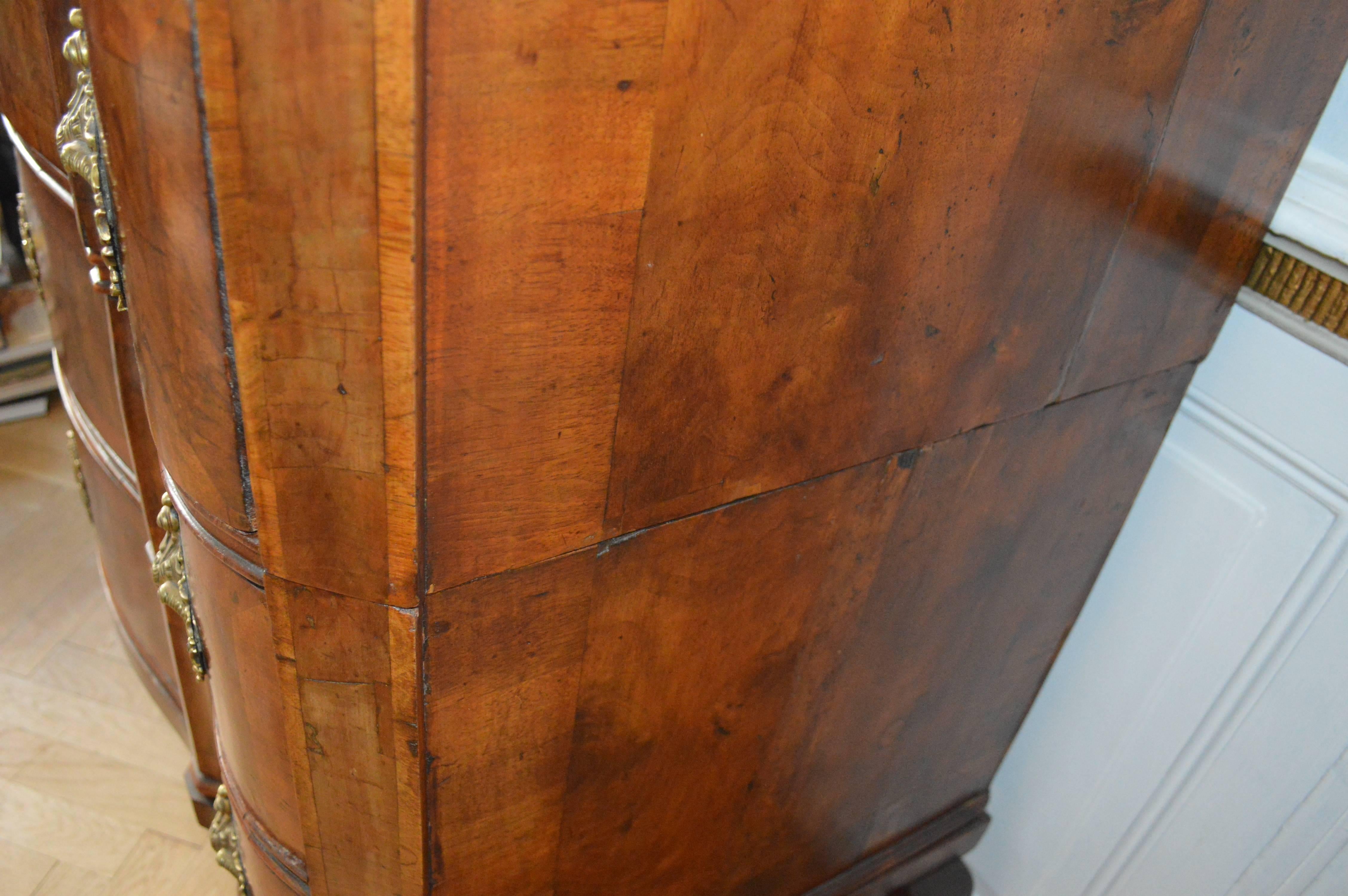 Large Danish 18th Century Mahogany Dresser Or Chest of Drawers For Sale 2