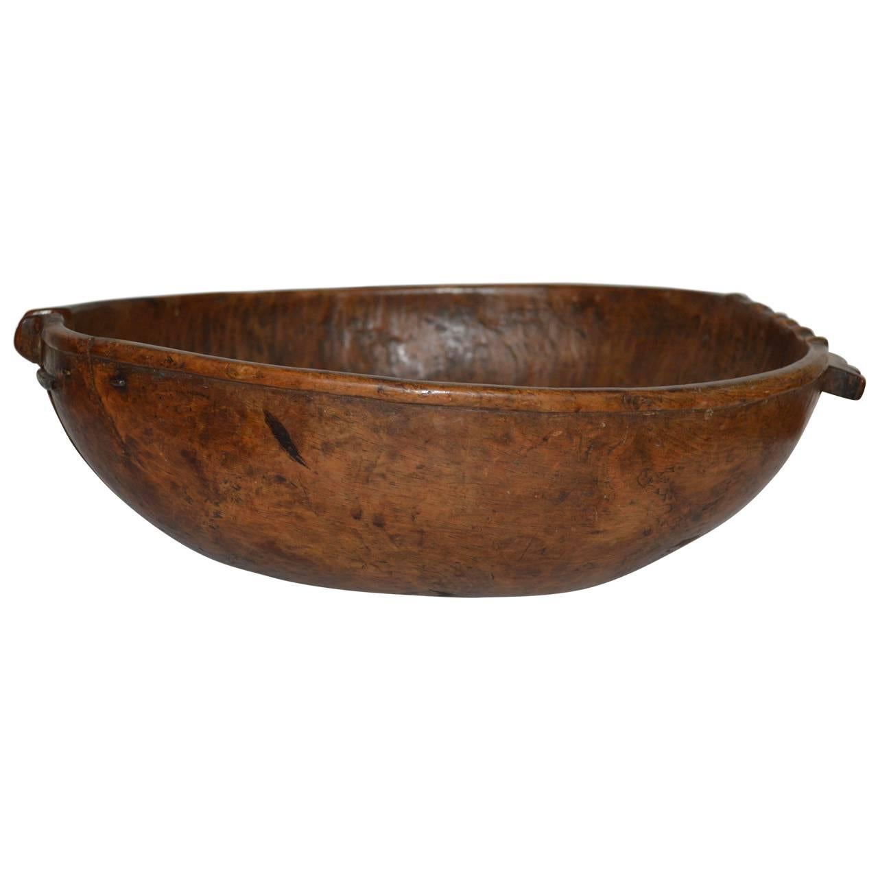 Beautiful Norwegian hand-carved decorative pouring bowl from the 18th century.